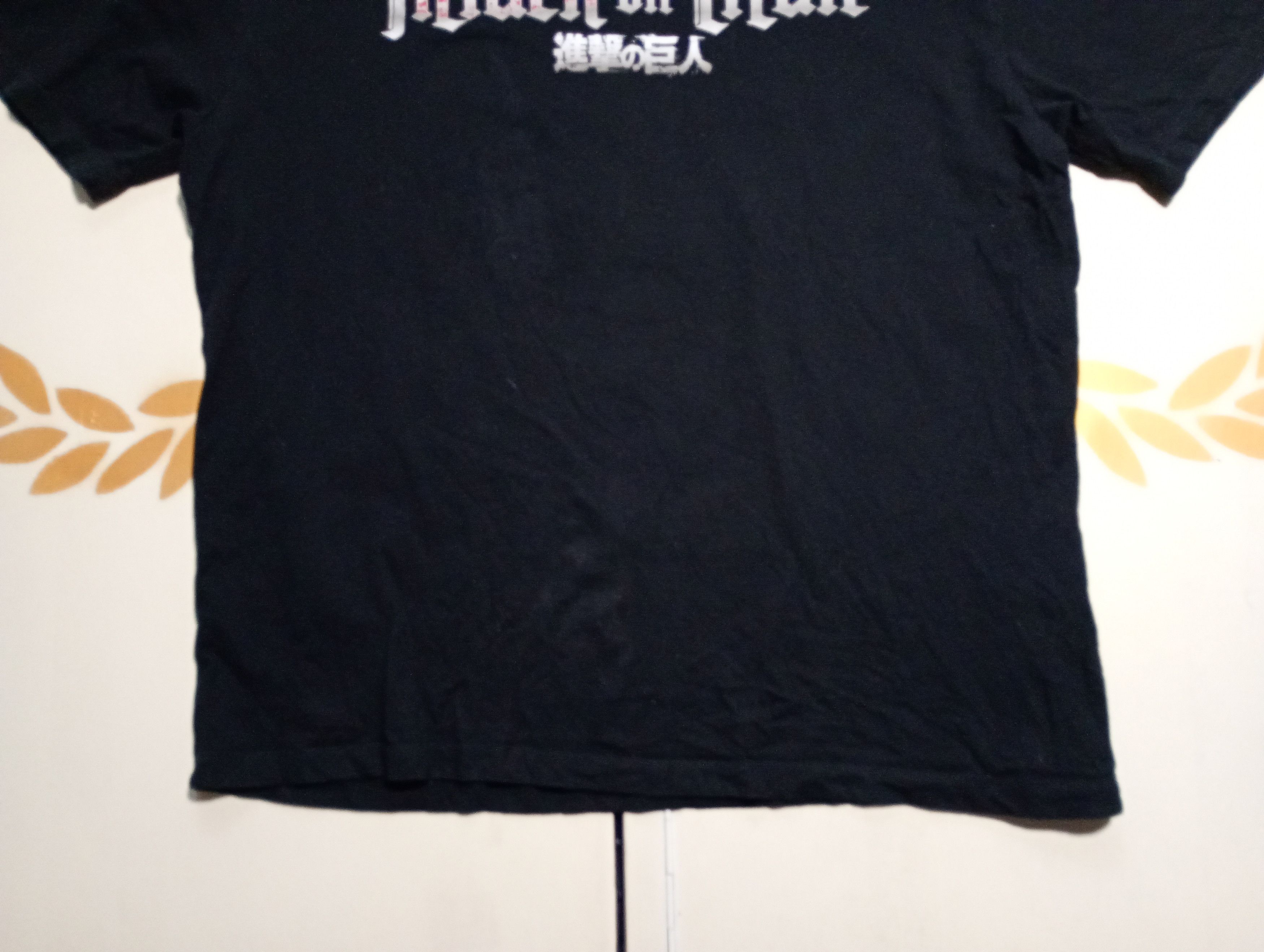 Bershka Bershka Attack on Titan Anime T-Shirt Size US M / EU 48-50 / 2 - 4 Thumbnail
