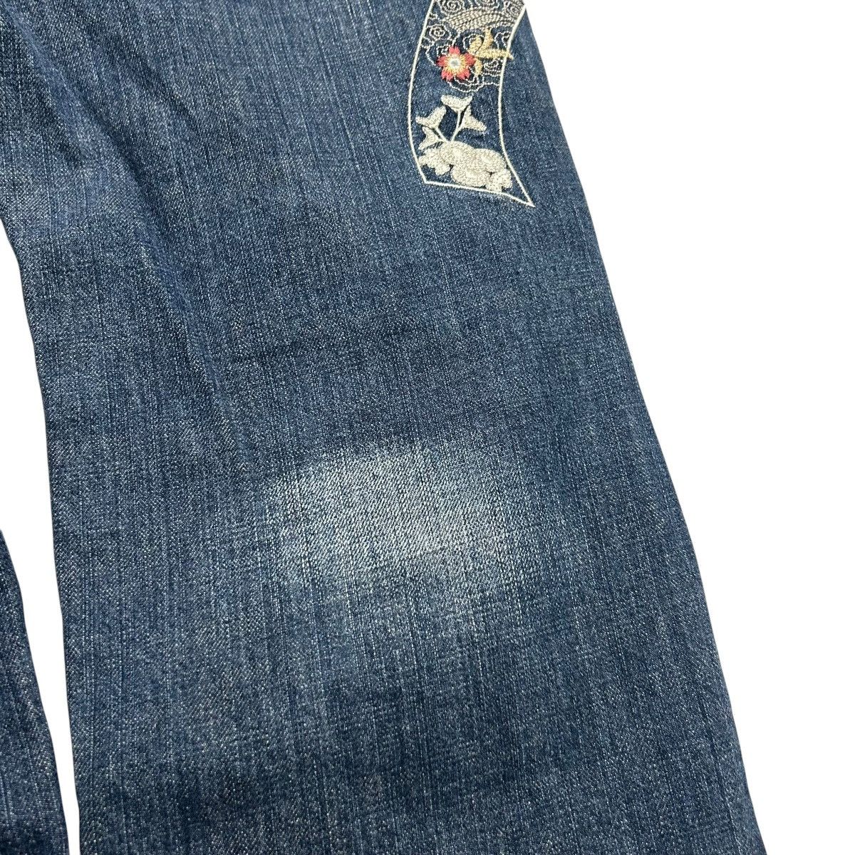 Karakuri Tamashii 383 Karakuri Tamashii jeans embroidered denim blue archive Size US 32 / EU 48 - 19 Thumbnail