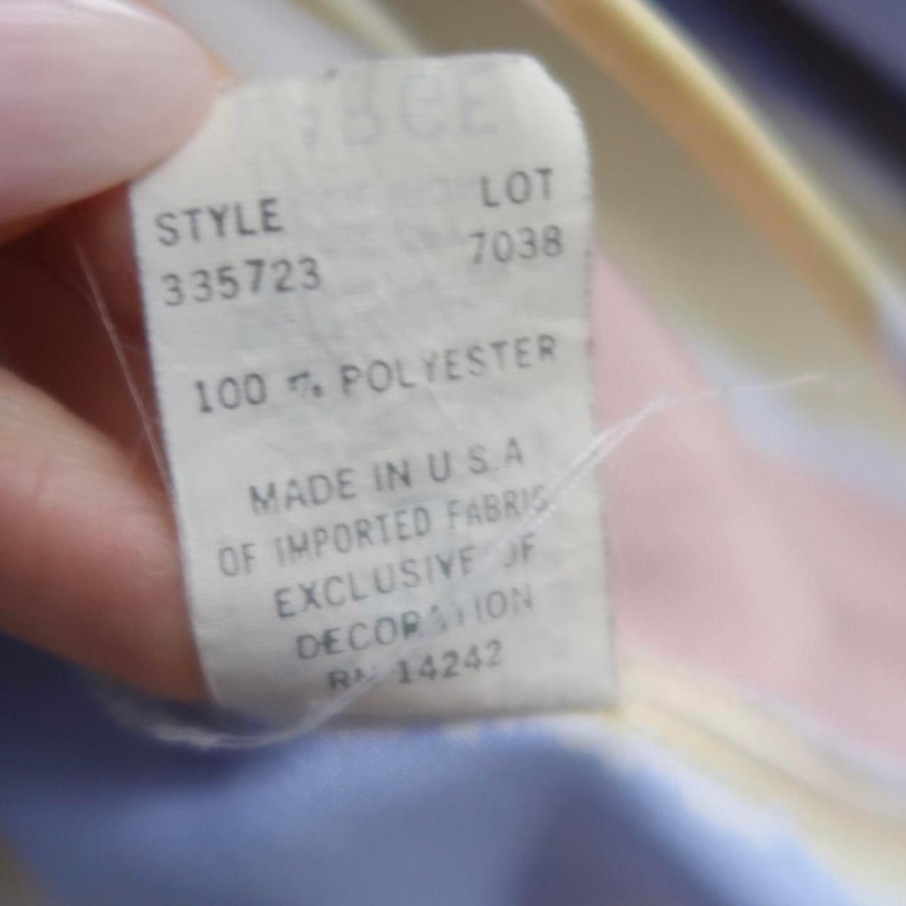 Dior Vintage Christian Dior Pastel Striped Satin Robe | 70s 80s Size L / US 10 / IT 46 - 4 Thumbnail