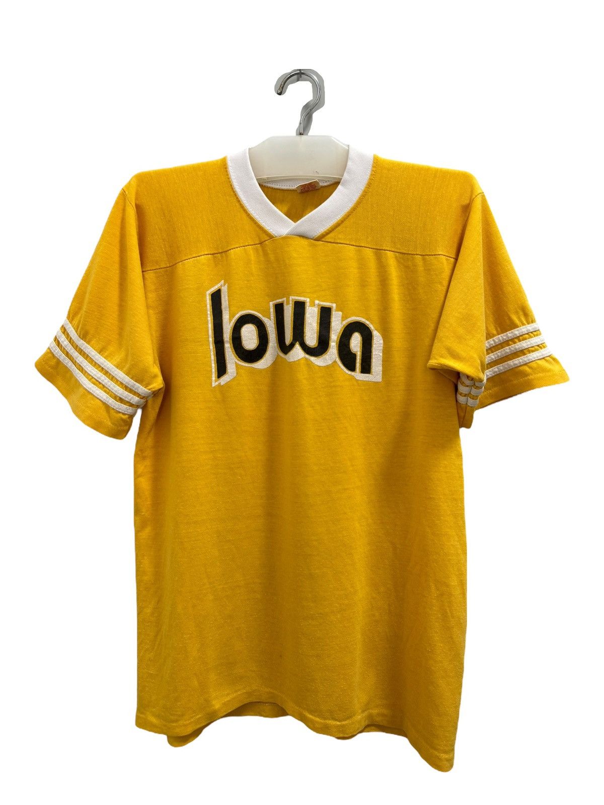 Vintage YELLOW VINTAGE 70’s SHIRT IOWA SINGLE STITCH T SHIRT Size US M / EU 48-50 / 2 - 1 Thumbnail