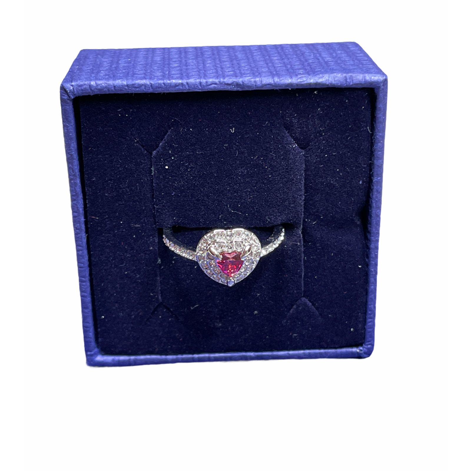 Swarovski Swarovski One Ring Heart Red Size 7 US / 55 EU Size ONE SIZE - 2 Thumbnail