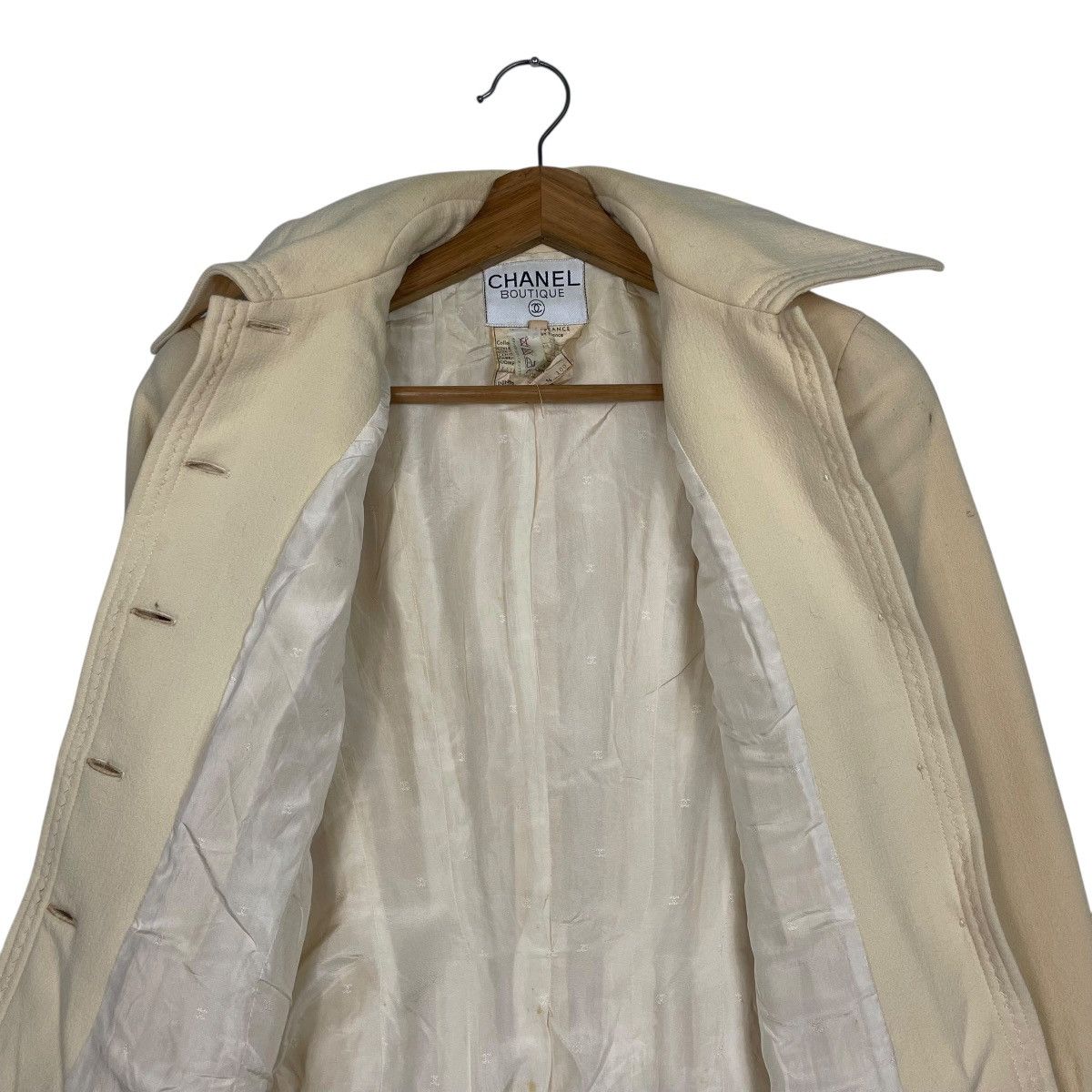 Chanel Vintage Chanel Boutique Light Brown Jacket Size XS / US 0-2 / IT 36-38 - 12 Thumbnail