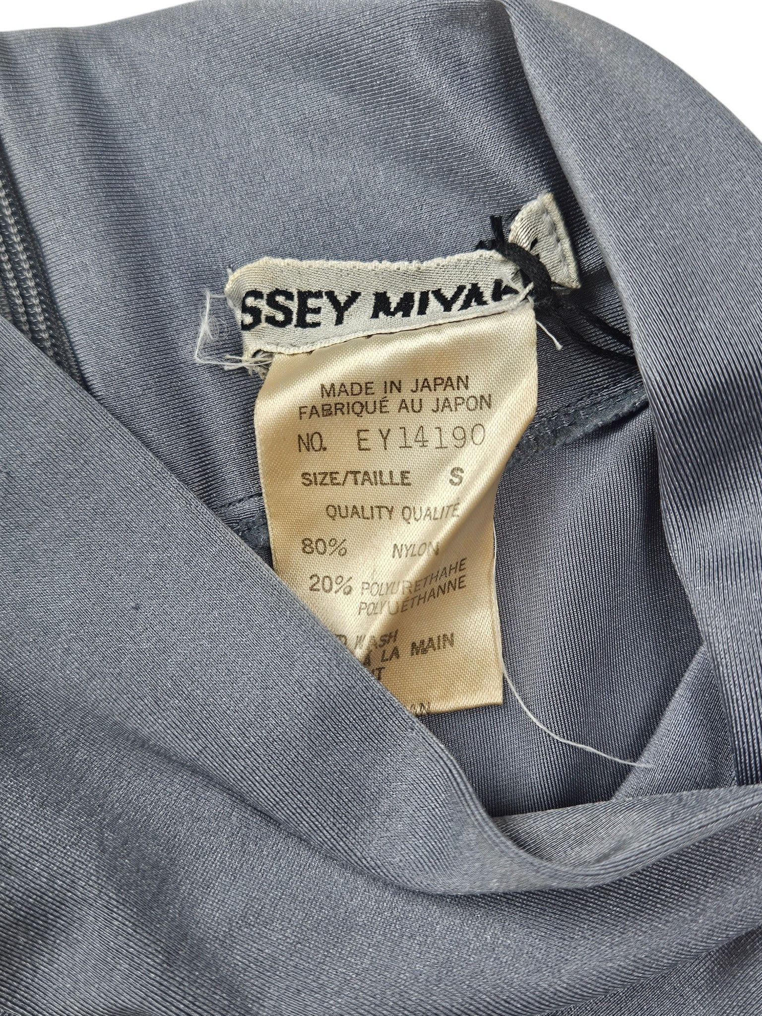 Issey Miyake Greyish Blue Crew Neck Top Size S / US 4 / IT 40 - 4 Thumbnail