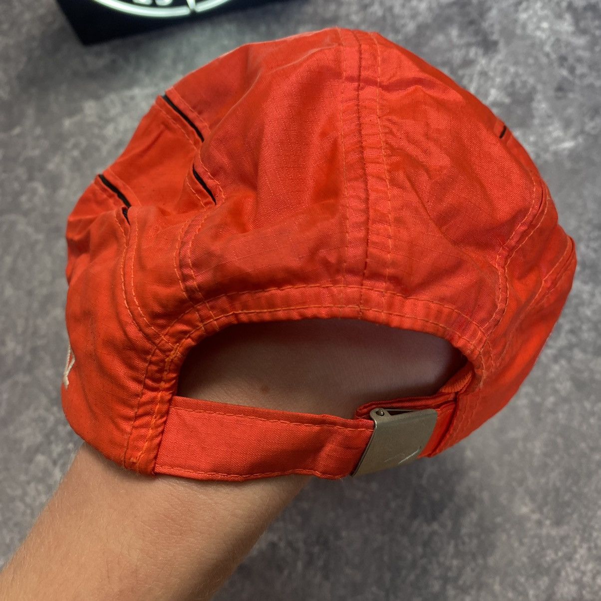 Mercedes-Benz × Vintage Vintage Mercedes McLaren Vodafone Red racing cap Size ONE SIZE - 6 Thumbnail