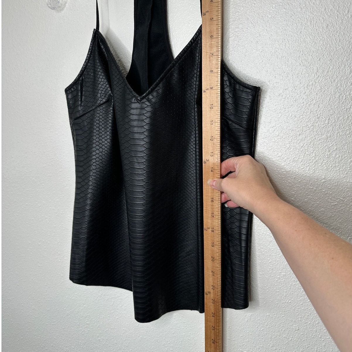 Other Lavender Brown Black Faux Leather Snakeprint VNeck Tank Top Size L / US 10 / IT 46 - 7 Thumbnail