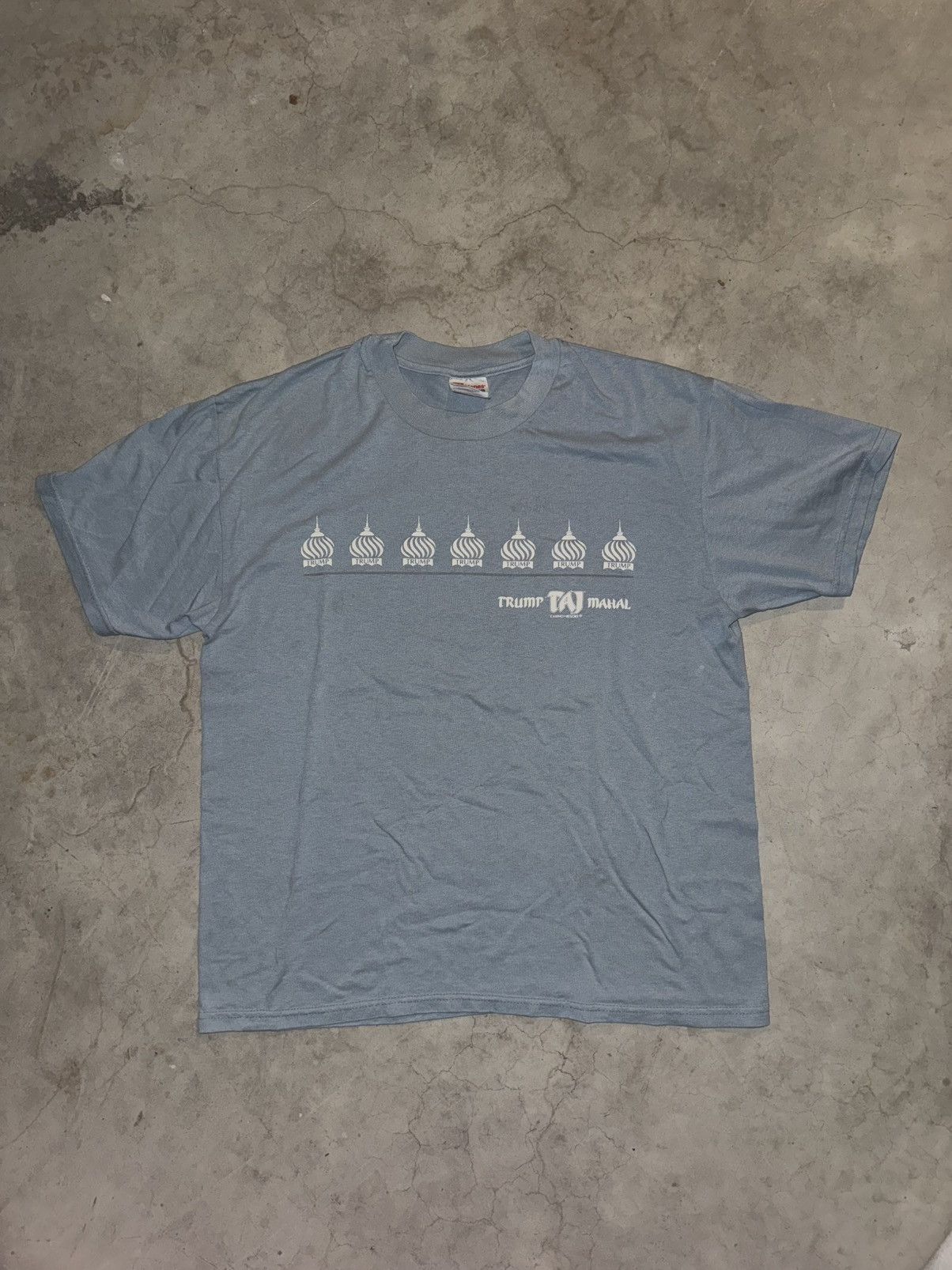 Donald Trump × Hanes × Vintage RARE VINTAGE 90s TRUMP TAJ MAHAL CASINO RESORT TEE Size US L / EU 52-54 / 3 - 1 Thumbnail