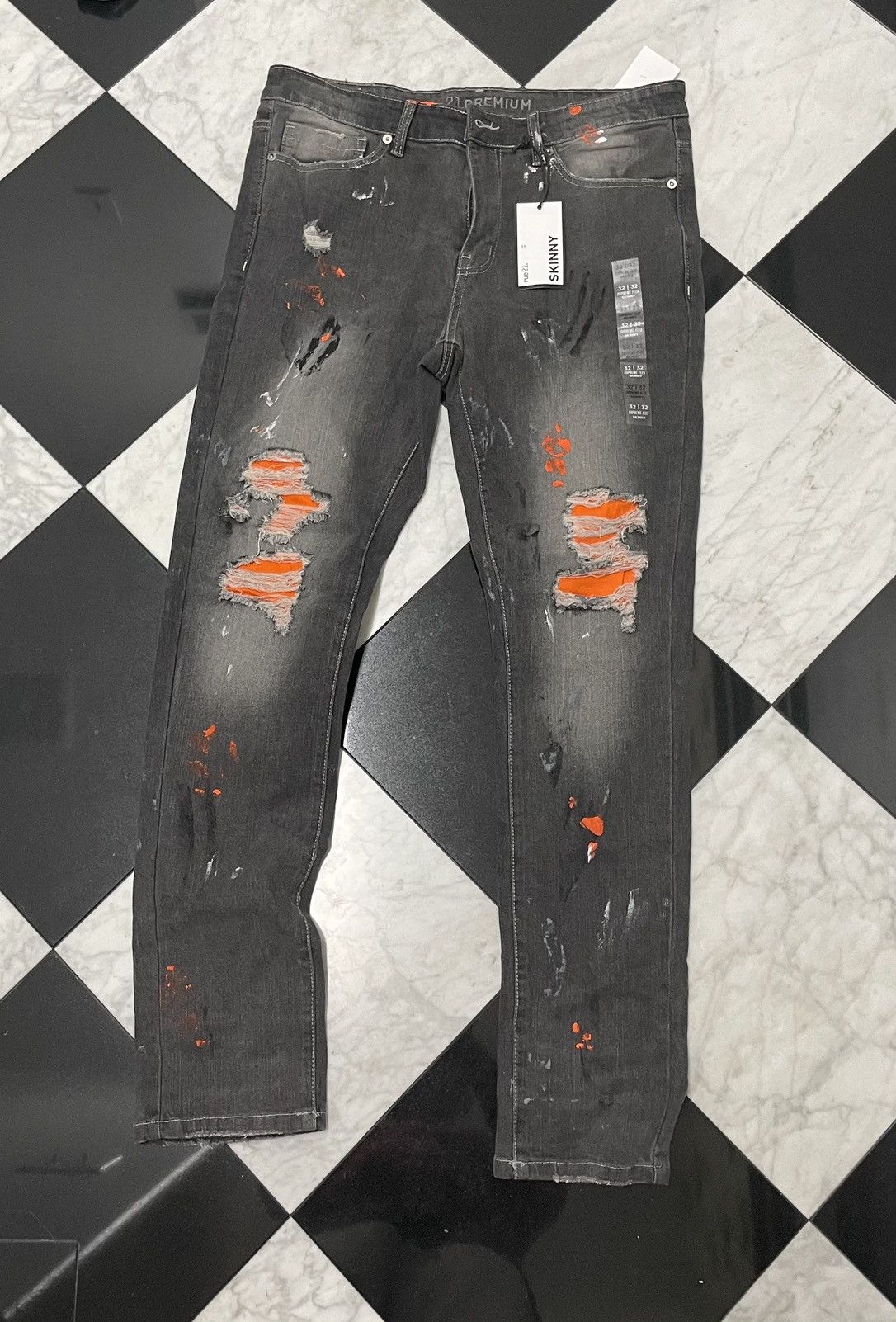 rue21 🔥 Distressed and painted skinny jeans Size US 32 / EU 48 - 1 Thumbnail