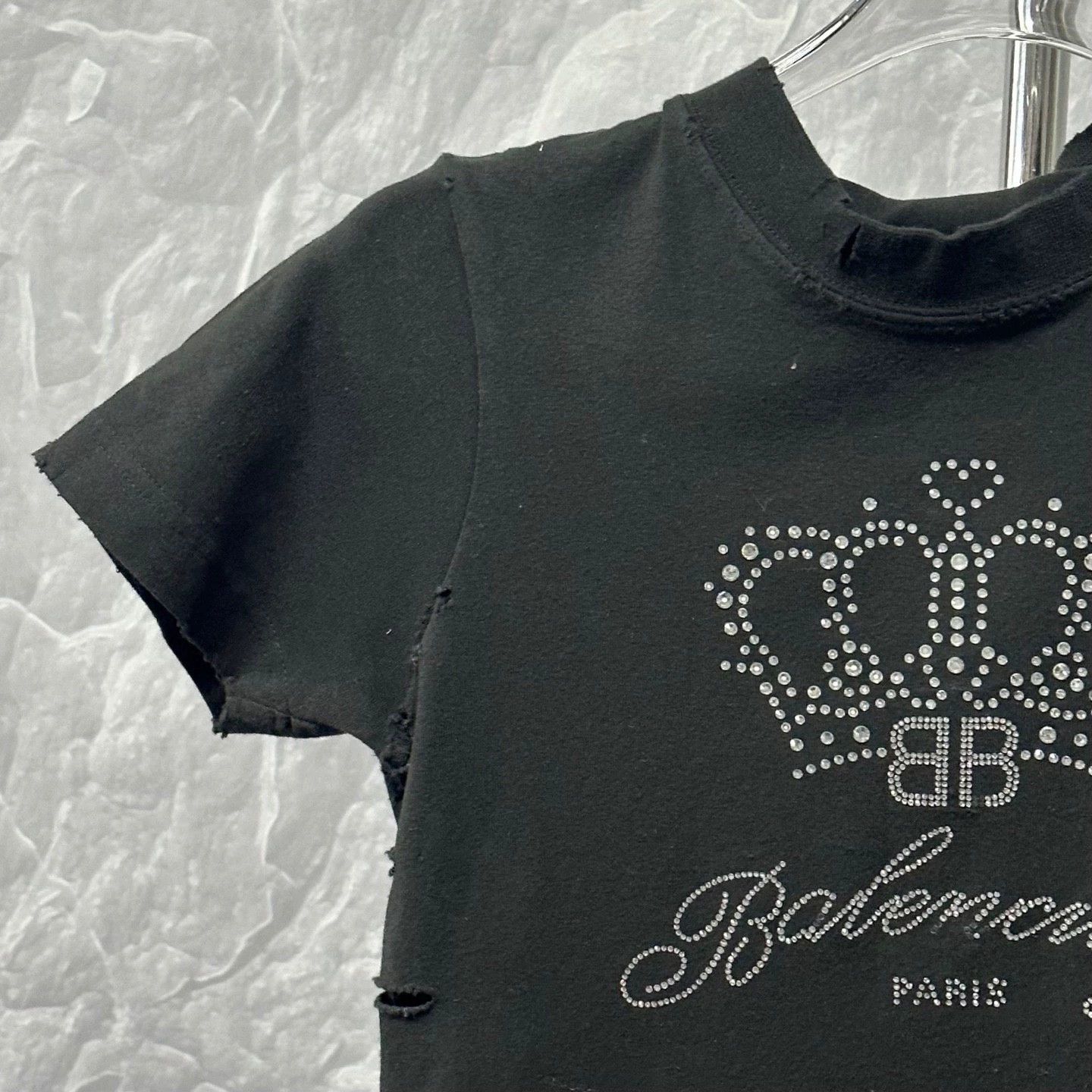 Balenciaga balenciaga diamond crown fitted t-shirt Size US M / EU 48-50 / 2 - 4 Thumbnail