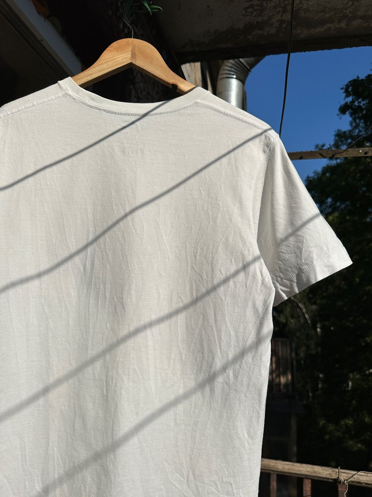 Kaws × Uniqlo Uniqlo x Kaws Sesame Street White T-Shirt Size US M / EU 48-50 / 2 - 10 Thumbnail