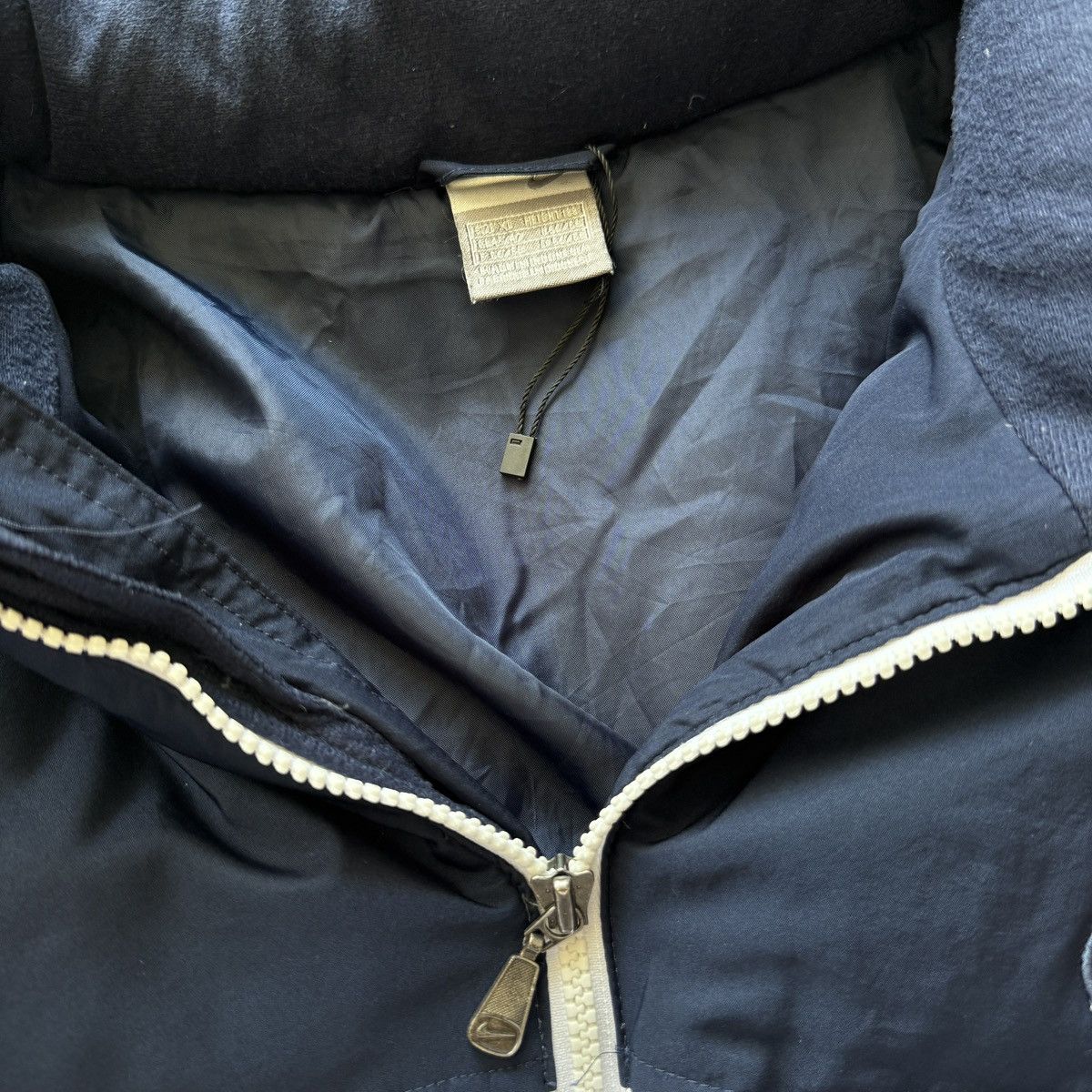 Nike Vintage 00s Nike Puffer Jacket Size US XL / EU 56 / 4 - 4 Thumbnail