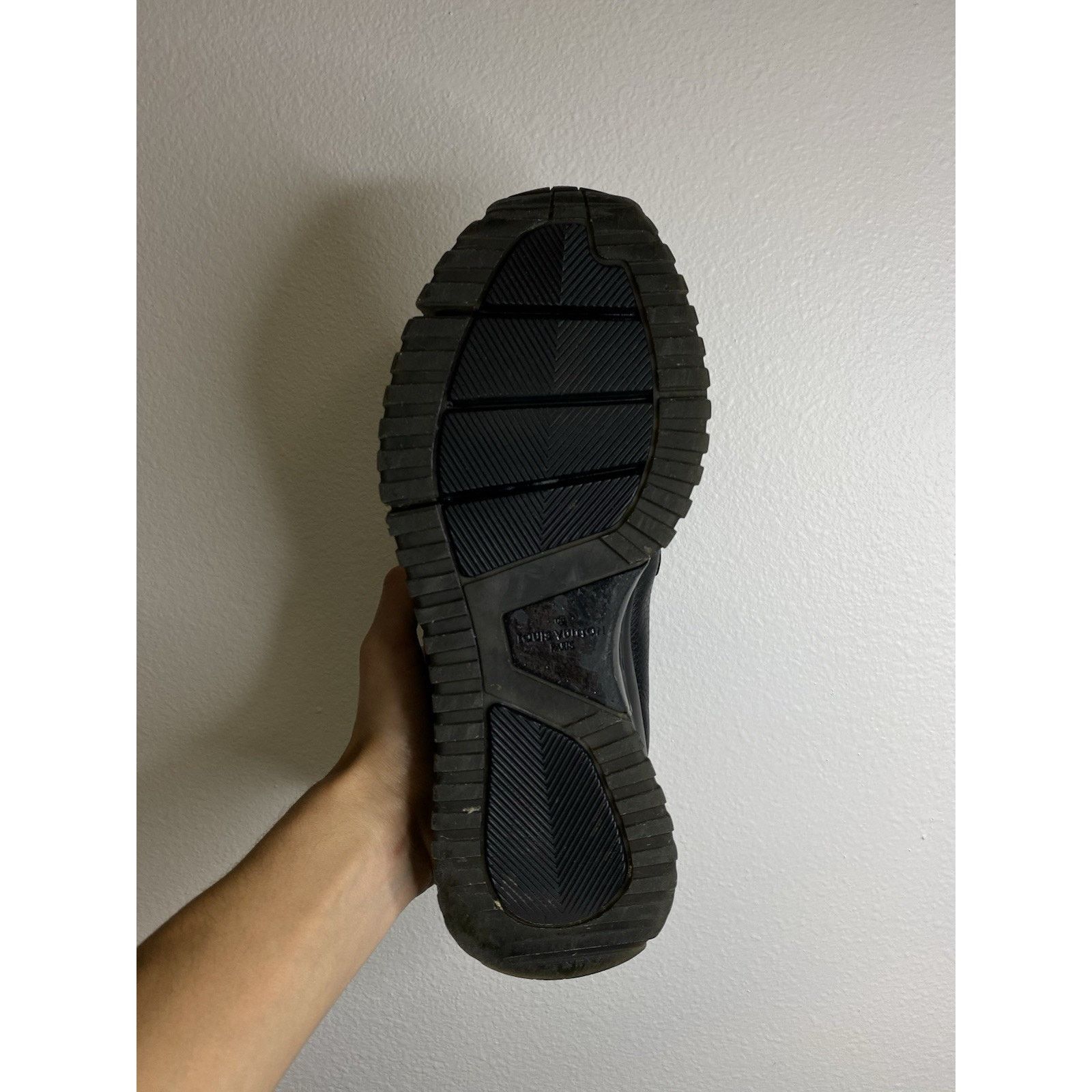 Louis Vuitton Louis Vuitton Zig Zag Sneakers Virgil Abloh |7 LV / 8-8.5 US Size US 8 / EU 41 - 12 Thumbnail