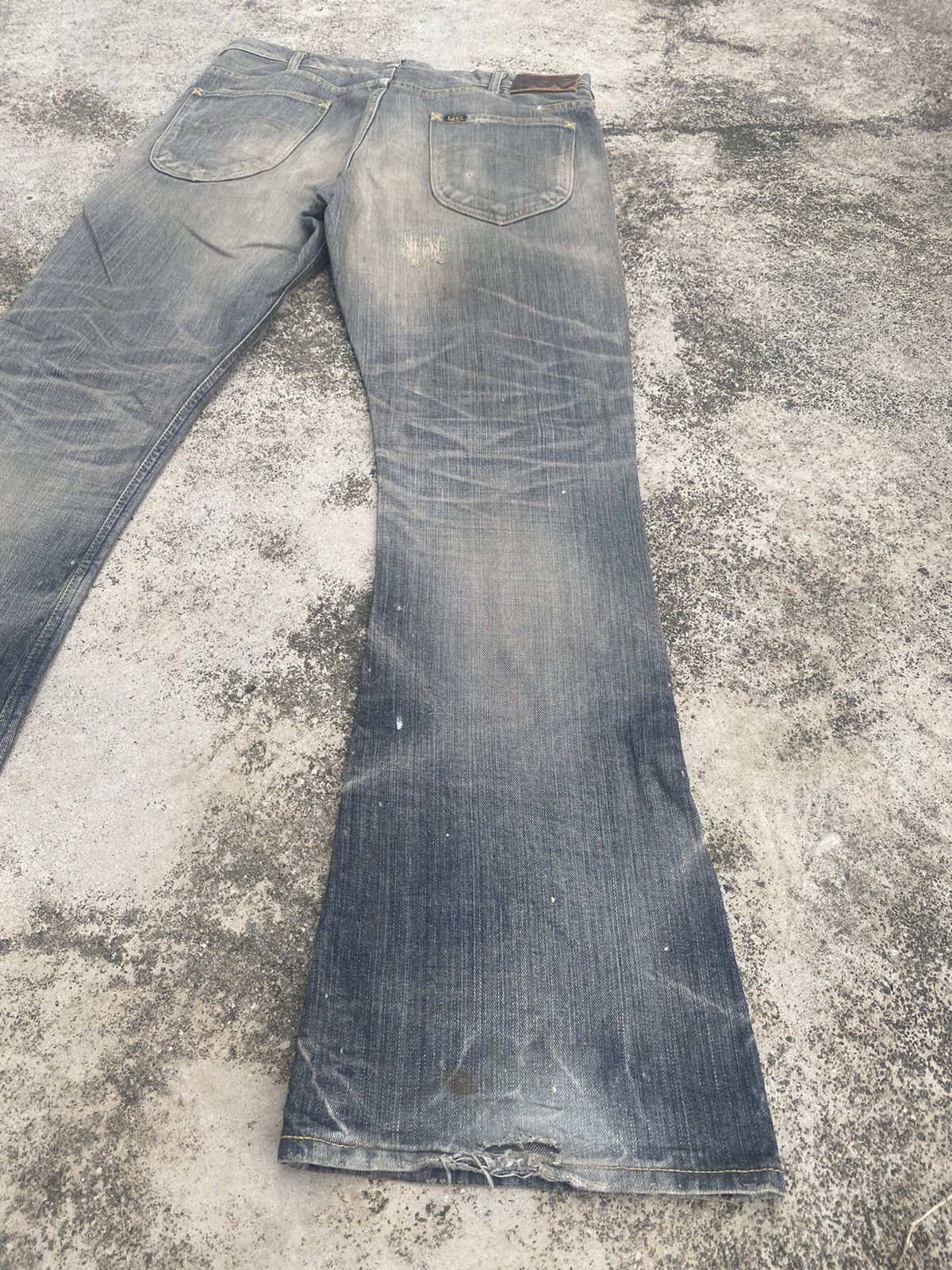 If Six Was Nine × Lee Flare Jeans Lee Distress Patchwork Clawmark Mud Bootcut Size US 32 / EU 48 - 14 Thumbnail