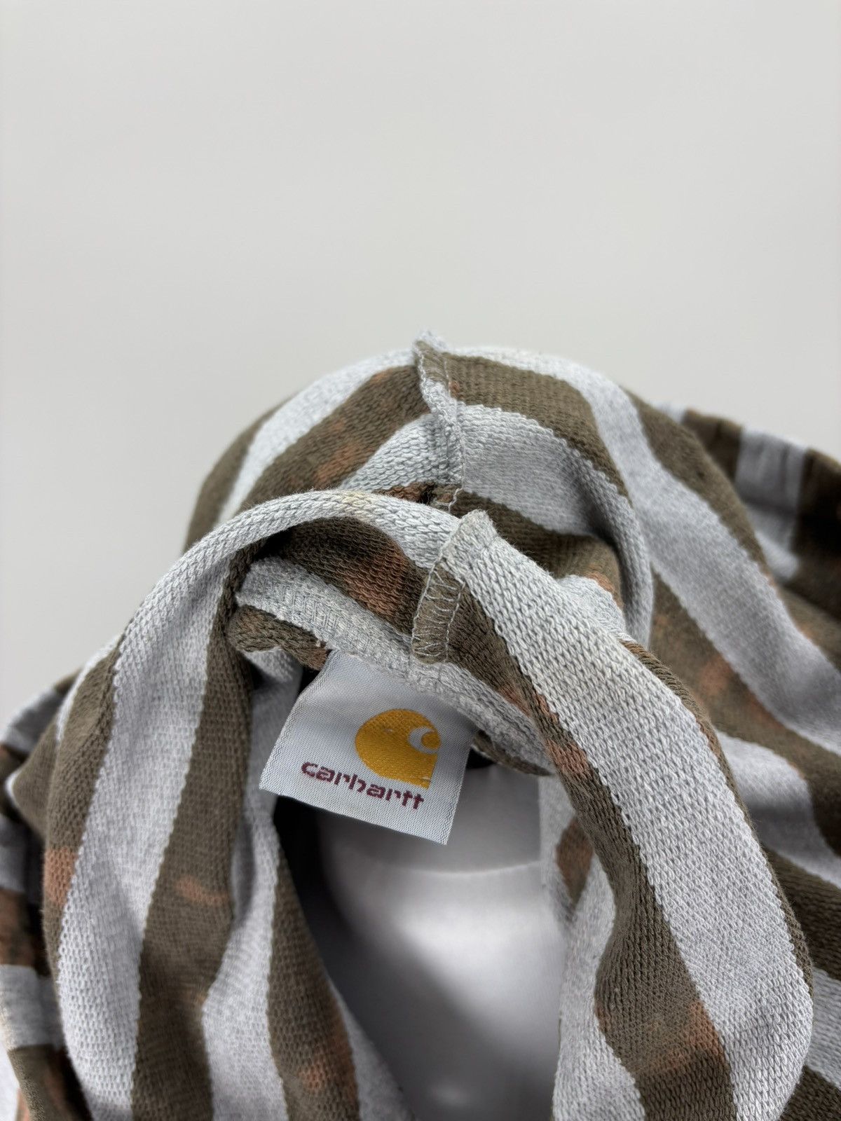 Carhartt Mens hand made hoodie Carhartt Size L/XL Color Multicolor Size US L / EU 52-54 / 3 - 10 Thumbnail