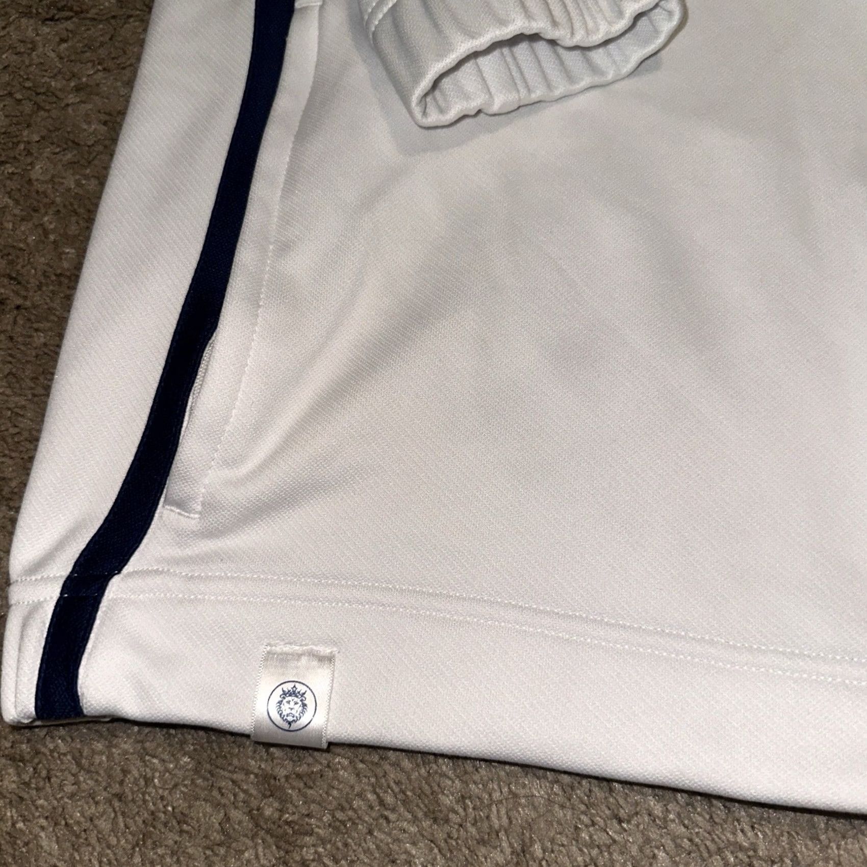 Nike VINTAGE Nike Full Zip Hoodie Mens Small White LBJ 23 Y2K 2000s Embroidered Logo Zipper Pockets Seasonal Fall Spring Summer Winter Mens Size US S / EU 44-46 / 1 - 2 Thumbnail