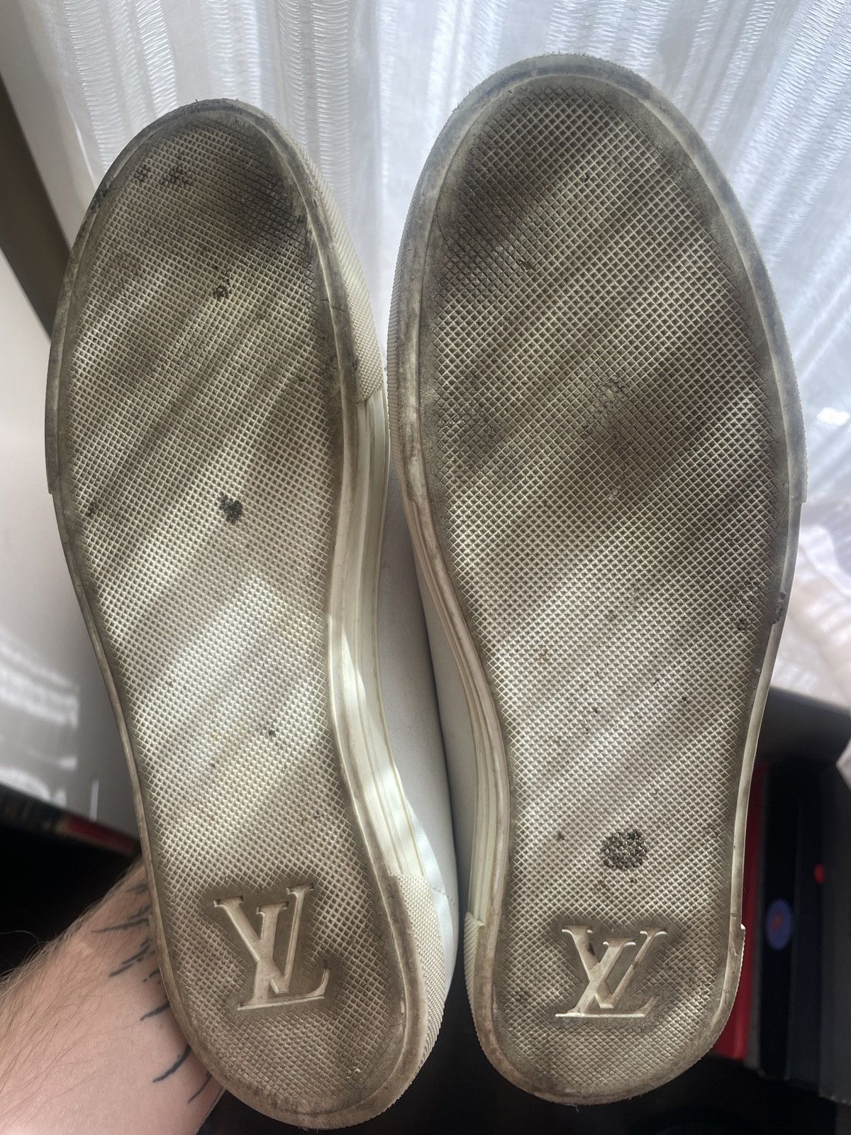 Louis Vuitton Louis Vuitton Vintage Leather Sneakers Size US 9 / EU 42 - 9 Thumbnail