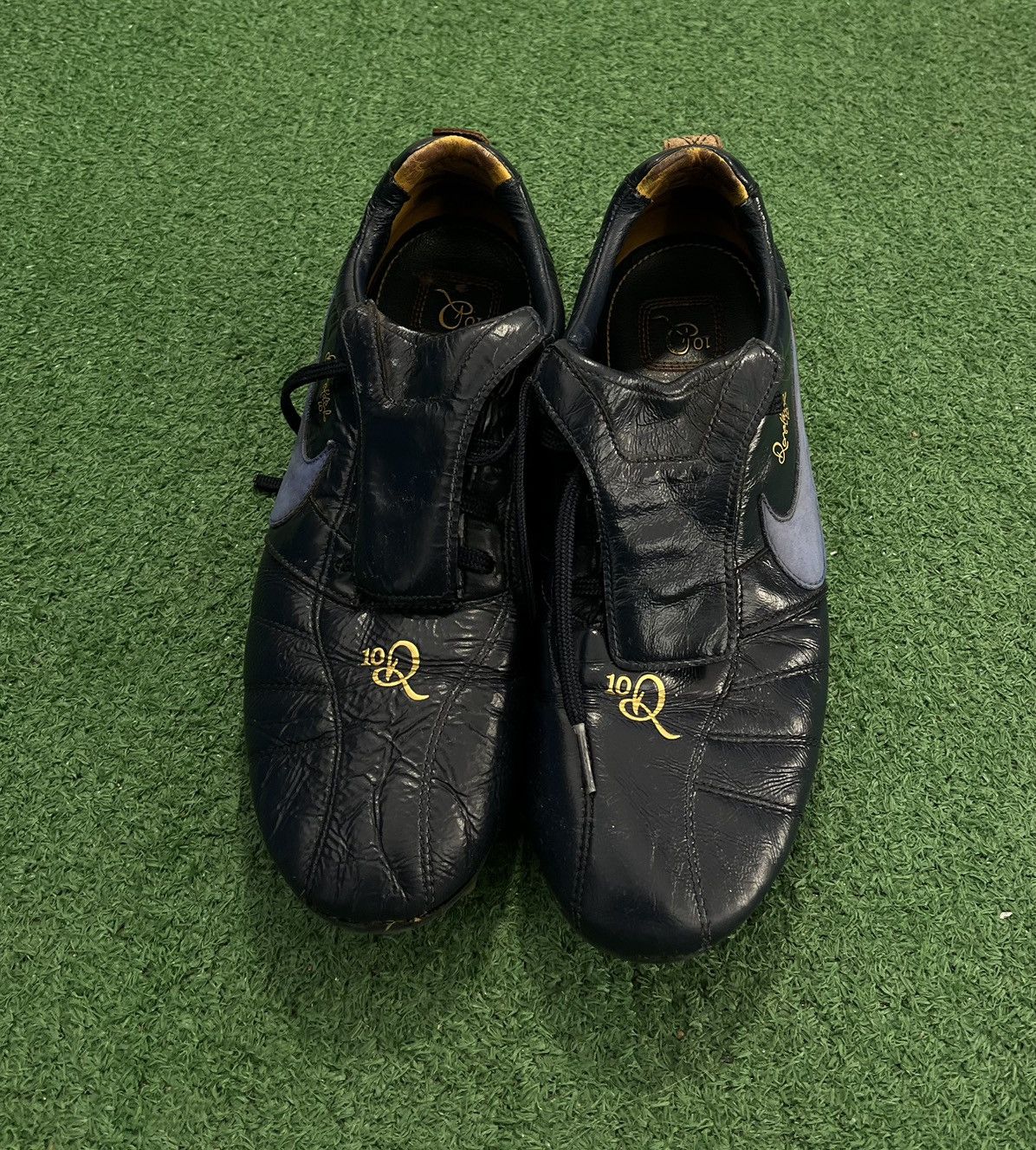 Nike × Vintage Nike tiempo Ronaldinho R10 Soccer Trainers Rare Football Size US 10 / EU 43 - 3 Thumbnail