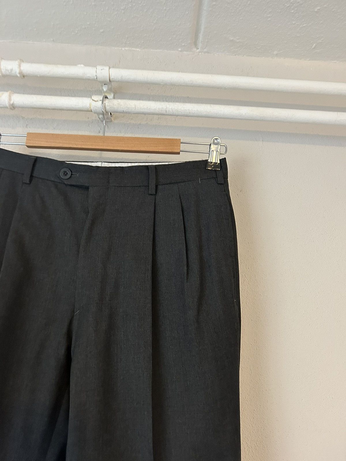 Brioni Grey Wool Pleat Pants Size US 33 - 4 Thumbnail
