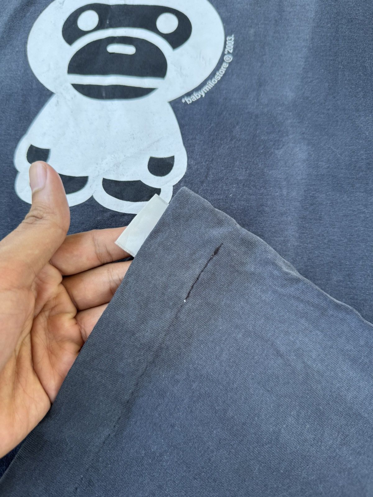 Bape Sun Faded Vintage 2002 Bape Baby Milo Mirror Prints Size US L / EU 52-54 / 3 - 15 Thumbnail