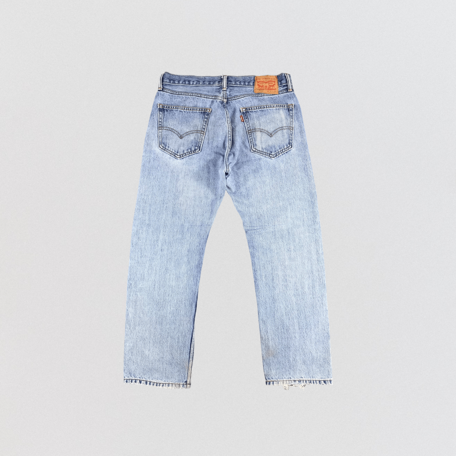 Levi's Vintage Light Wash Levis 505 Jeans-JM1132 Size US 35 - 2 Thumbnail