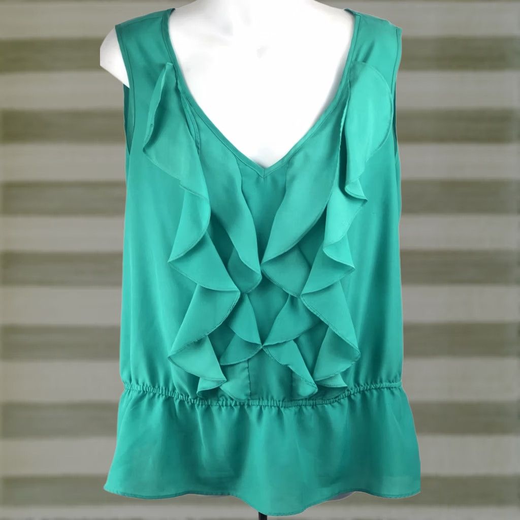 Vintage VINTAGE Metaphor Sleeveless Top XL Green Ruffles Front V-Neck Peplum Blouse Women 90s City Classic Glam Womens Size XL / US 12-14 / IT 48-50 - 1 Thumbnail