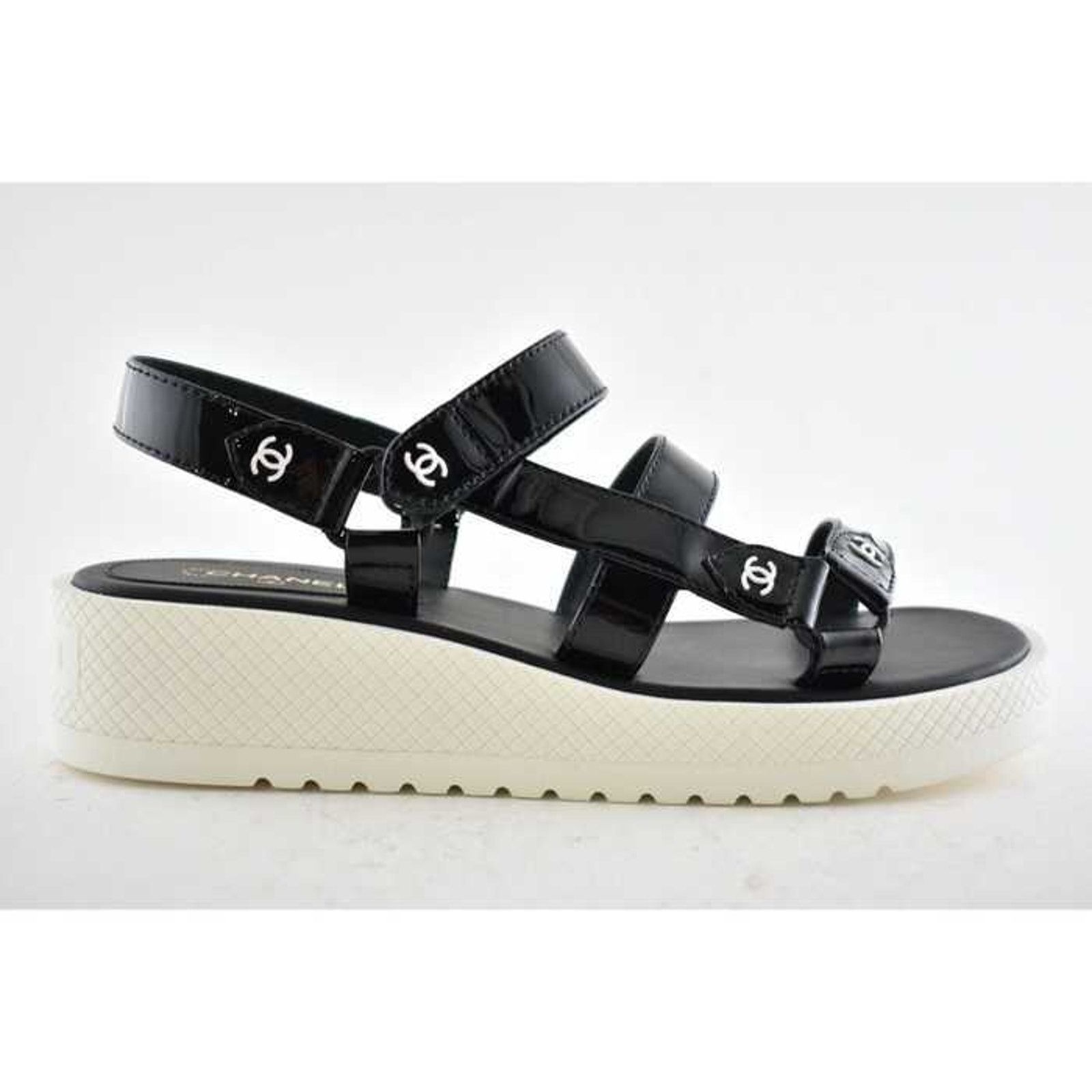 Chanel Chanel 20C Black Patent White CC Logo Mule Slide Strap Size US 10.5 / IT 40.5 - 1 Thumbnail