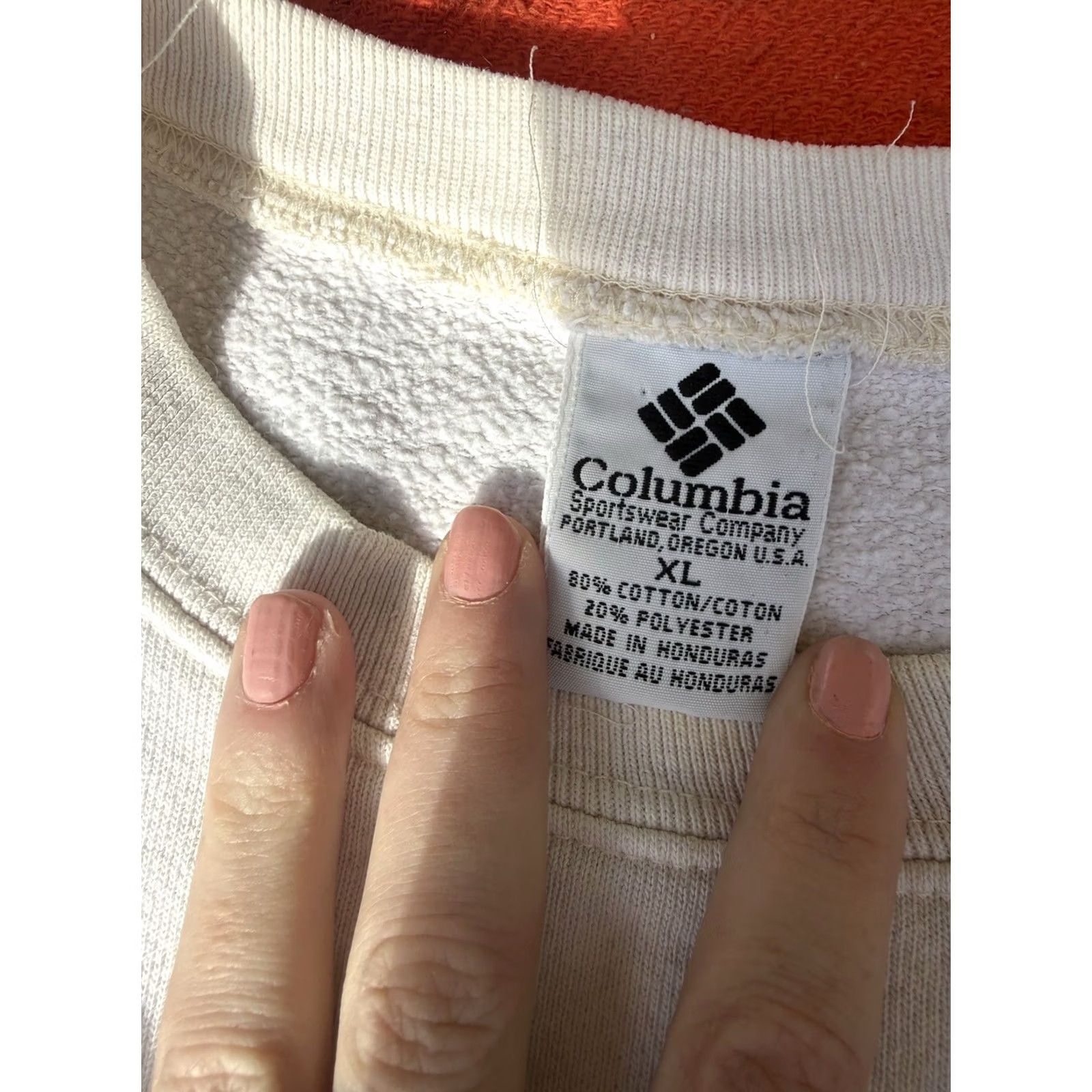 Vintage VINTAGE Columbia Sportswear Crewneck Sweatshirt Men’s XL White Duck Graphic Outdoor Vtg Size US XL / EU 56 / 4 - 4 Thumbnail