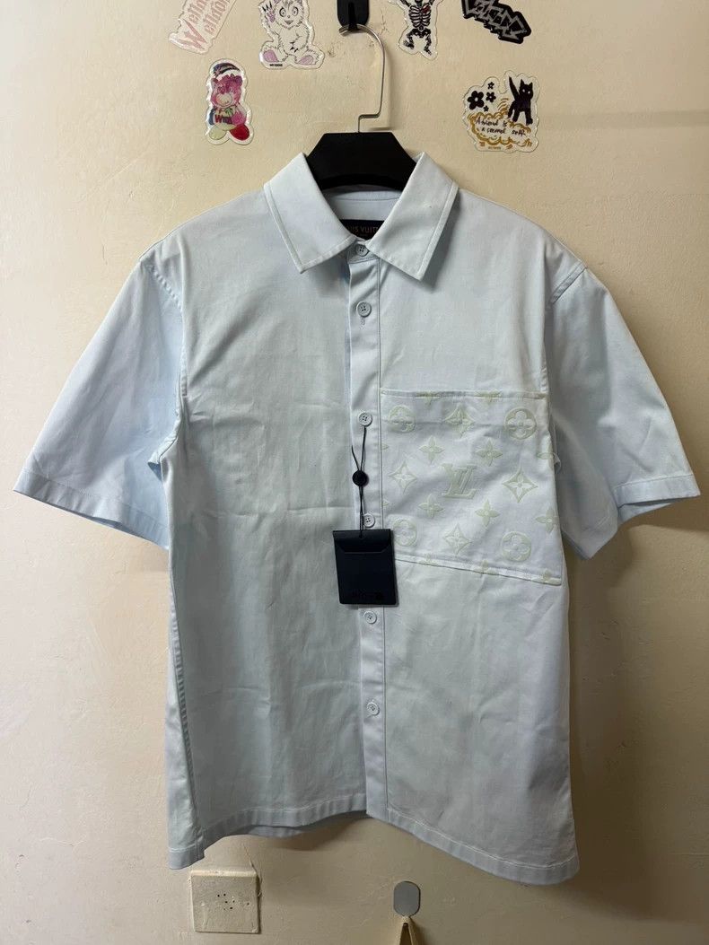 Louis Vuitton Louis Vuitton Flocked logo short sleeve shirt 2502-Nextarro Size US XS / EU 42 / 0 - 1 Thumbnail
