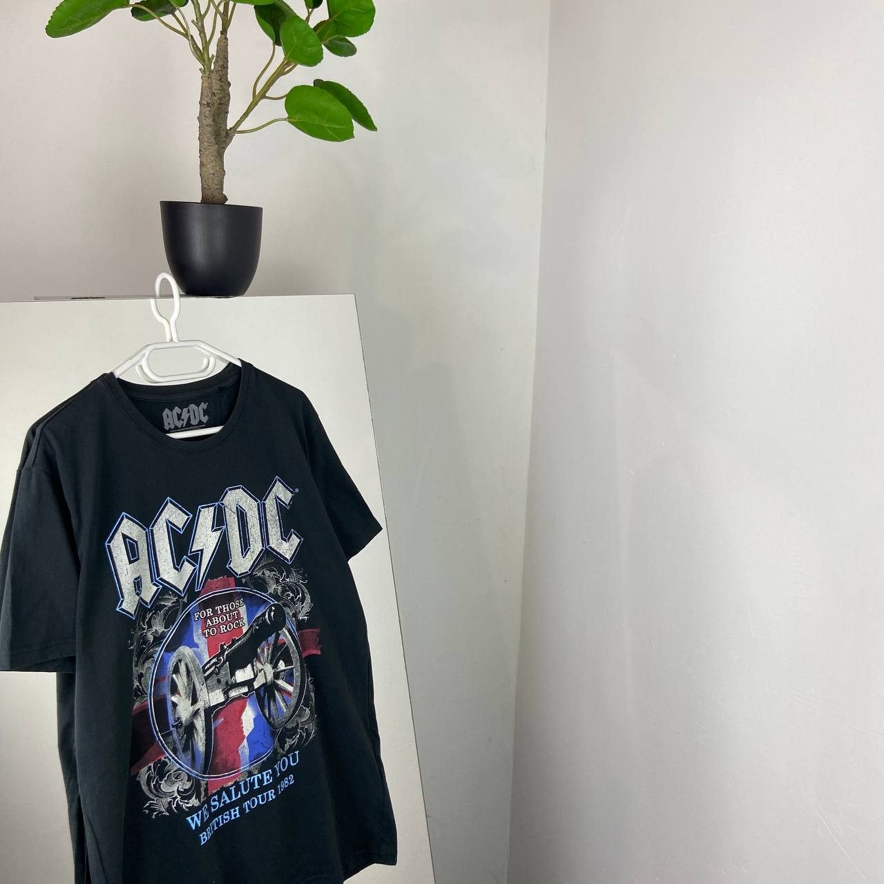 AC/DC AC/DC Vintage Y2K Rock Band T-Shirt Size US XXL / EU 58 / 5 - 1 Thumbnail