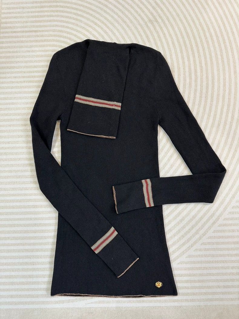 Other Chanel High-necked black-bordered cashmere sweater Size XS / US 0-2 / IT 36-38 - 1 Thumbnail
