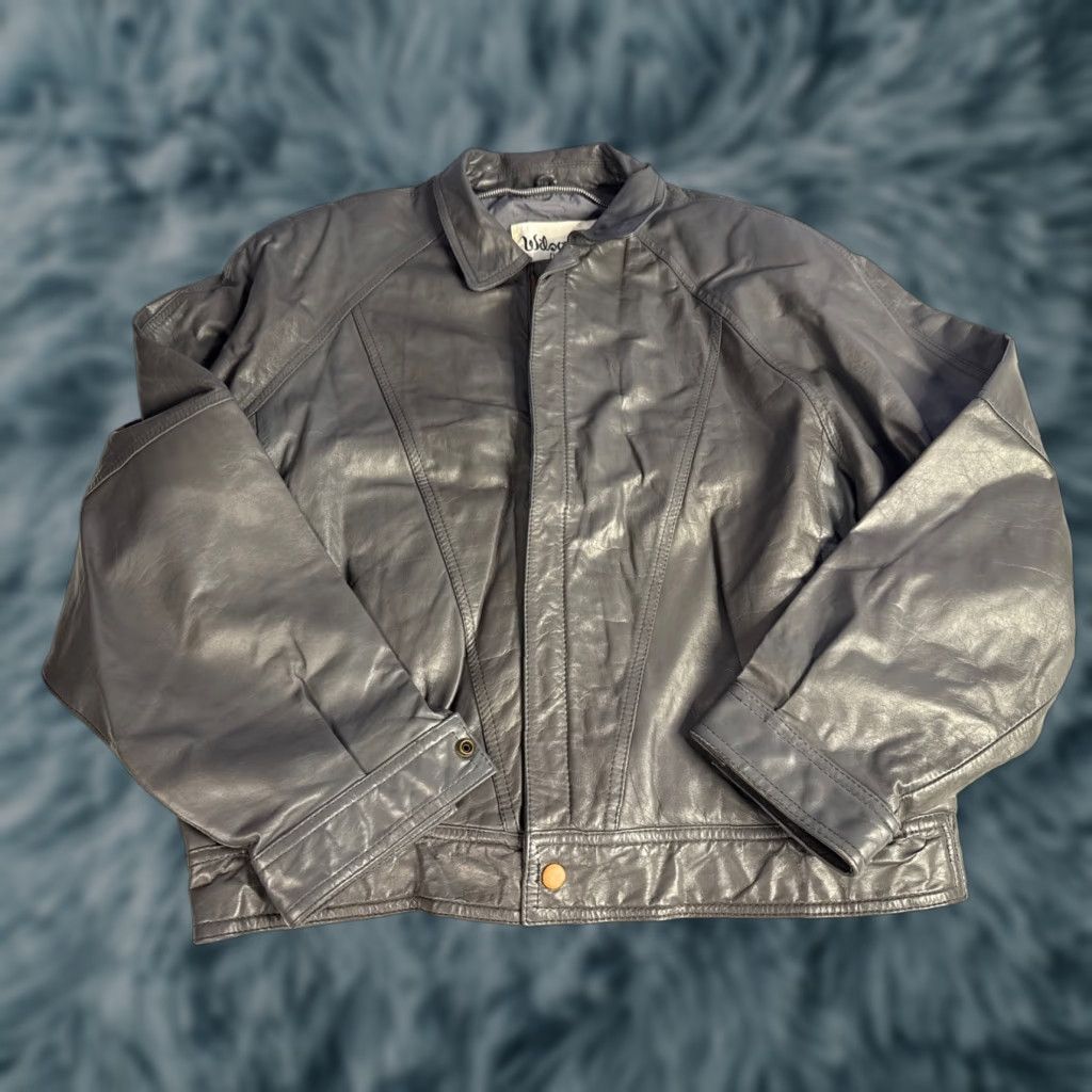 Wilson VINTAGE Wilson’s Leather Bomber Jacket Coat Men’s Sz 42 Gray Leather Coat Mens Small updates? Size US XS / EU 42 / 0 - 1 Thumbnail