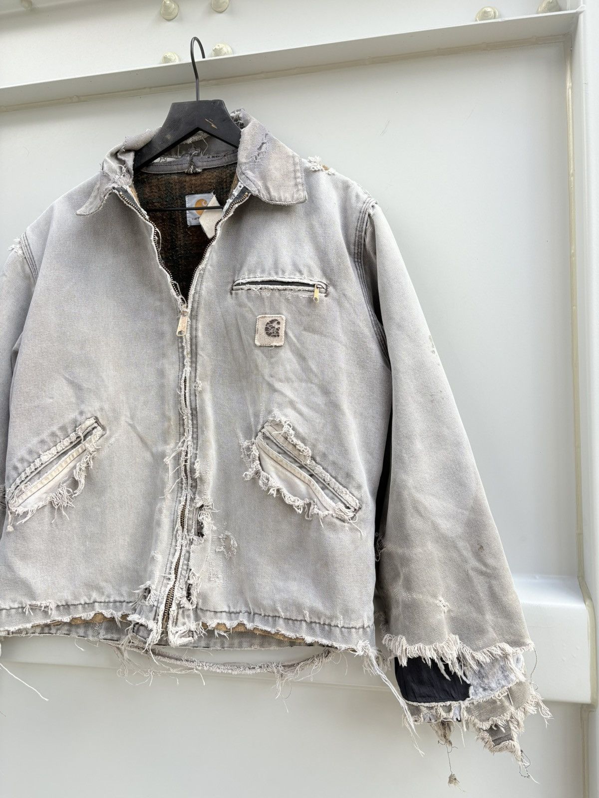 Carhartt Vintage Carhartt Detroit Faded Thrashed Jacket ERD GRUNGE Size US L / EU 52-54 / 3 - 5 Thumbnail