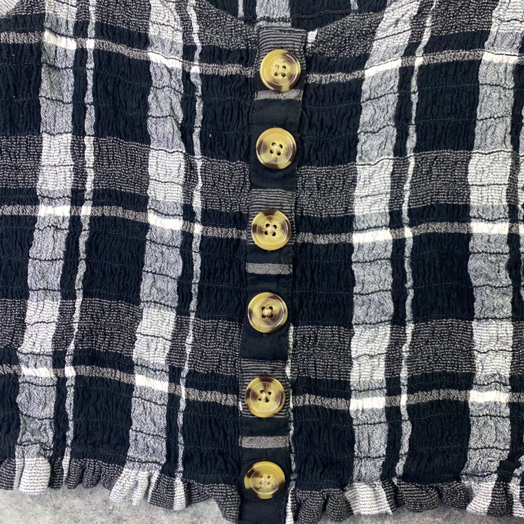 American Eagle Outfitters American Eagle Womens Shirt Small Black Plaid Cropped Balloon Sleeve Viscose Size S / US 4 / IT 40 - 4 Thumbnail