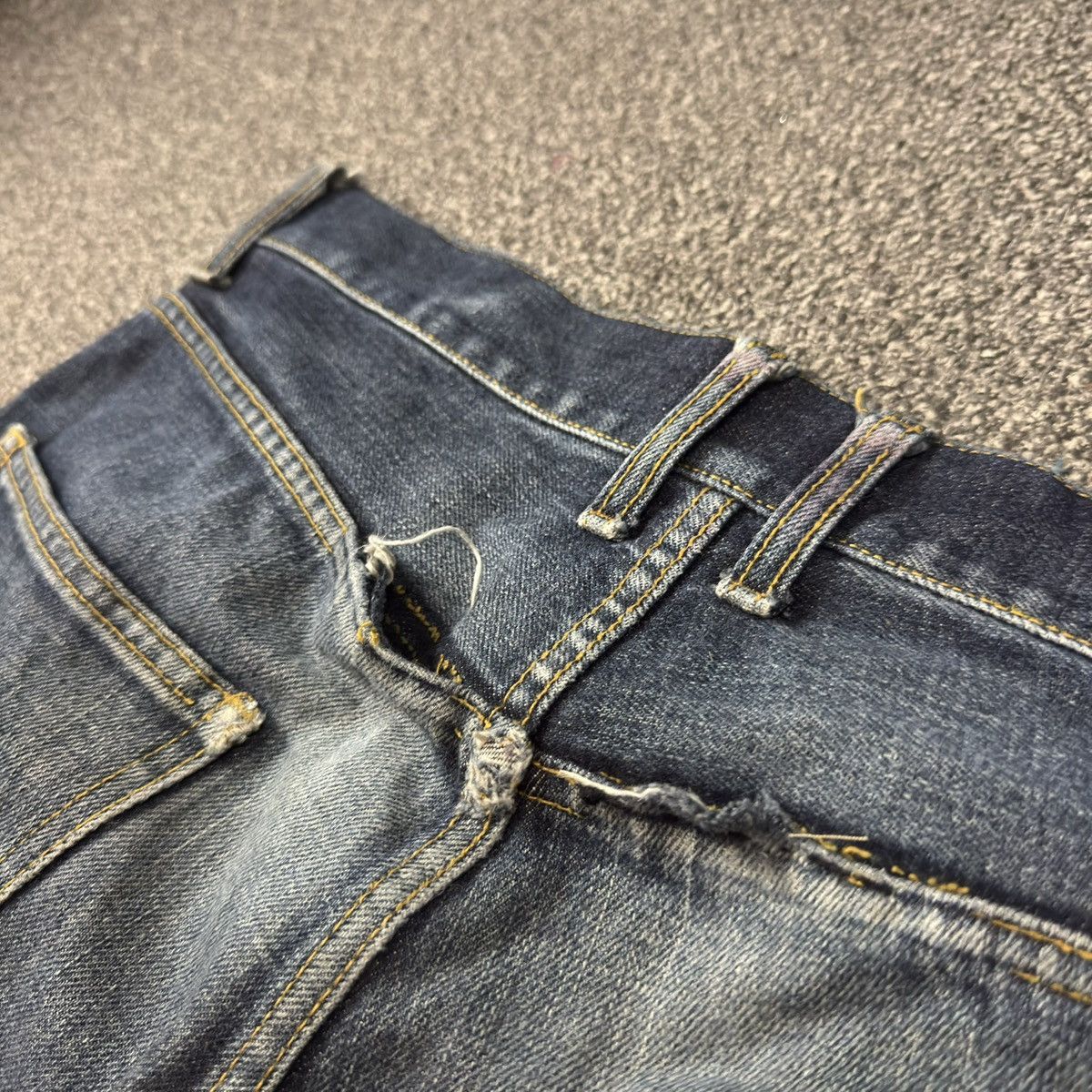 Tommy Jeans Vintage 90s Tommy Paint Distressed Denim Size US 34 / EU 50 - 9 Thumbnail