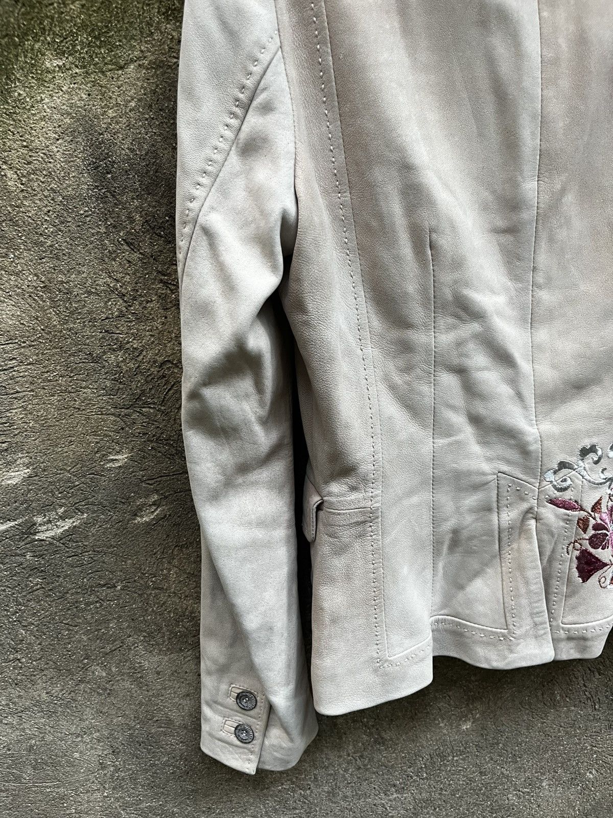 John Galliano × Vintage galliano floral print vintage leather jacket Size XXS / US 00 / IT 34 - 11 Thumbnail
