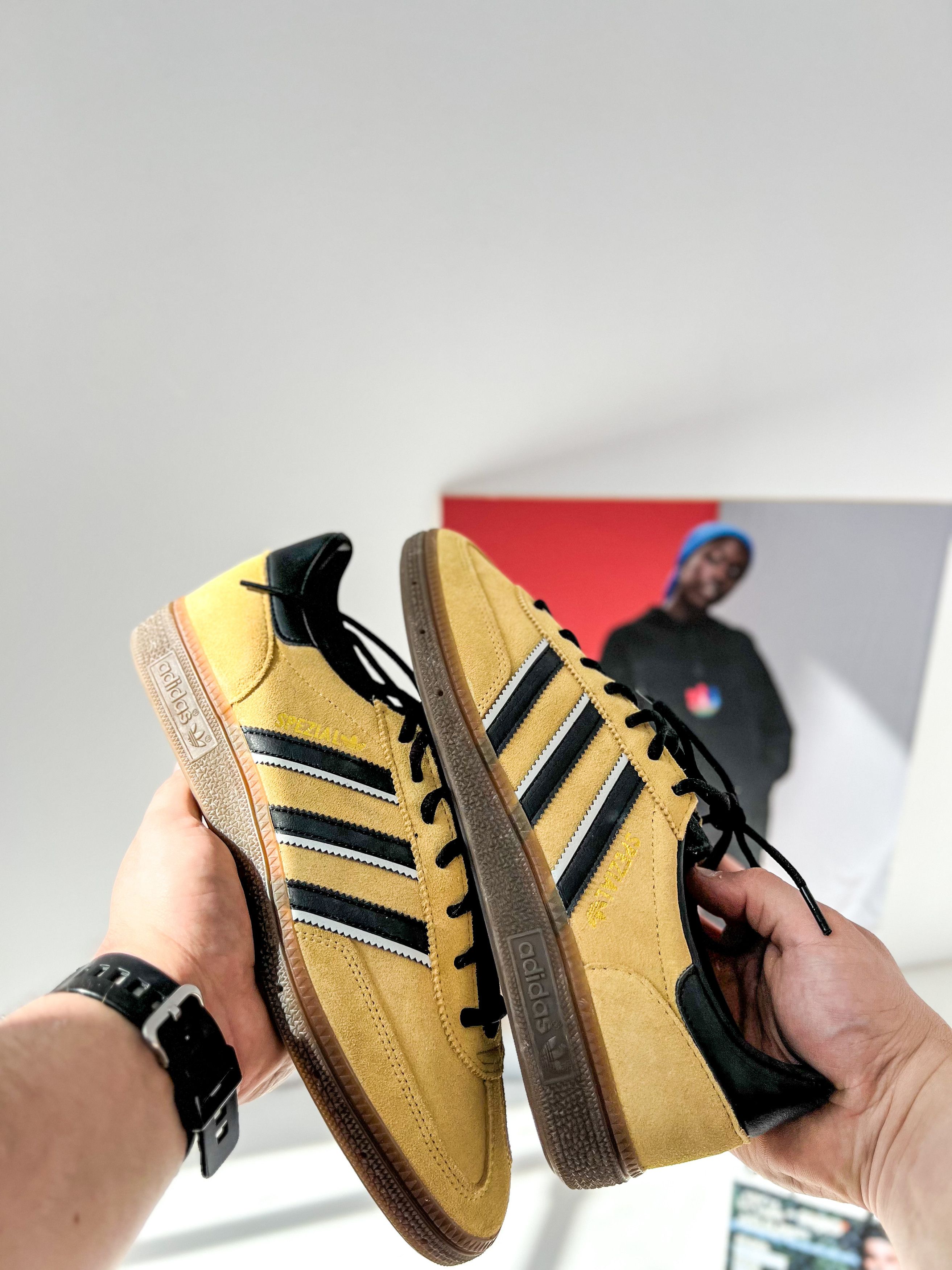 Adidas Adidas HANDBALL SPEZIAL IF9014 Size US 8 / EU 41 - 1 Thumbnail