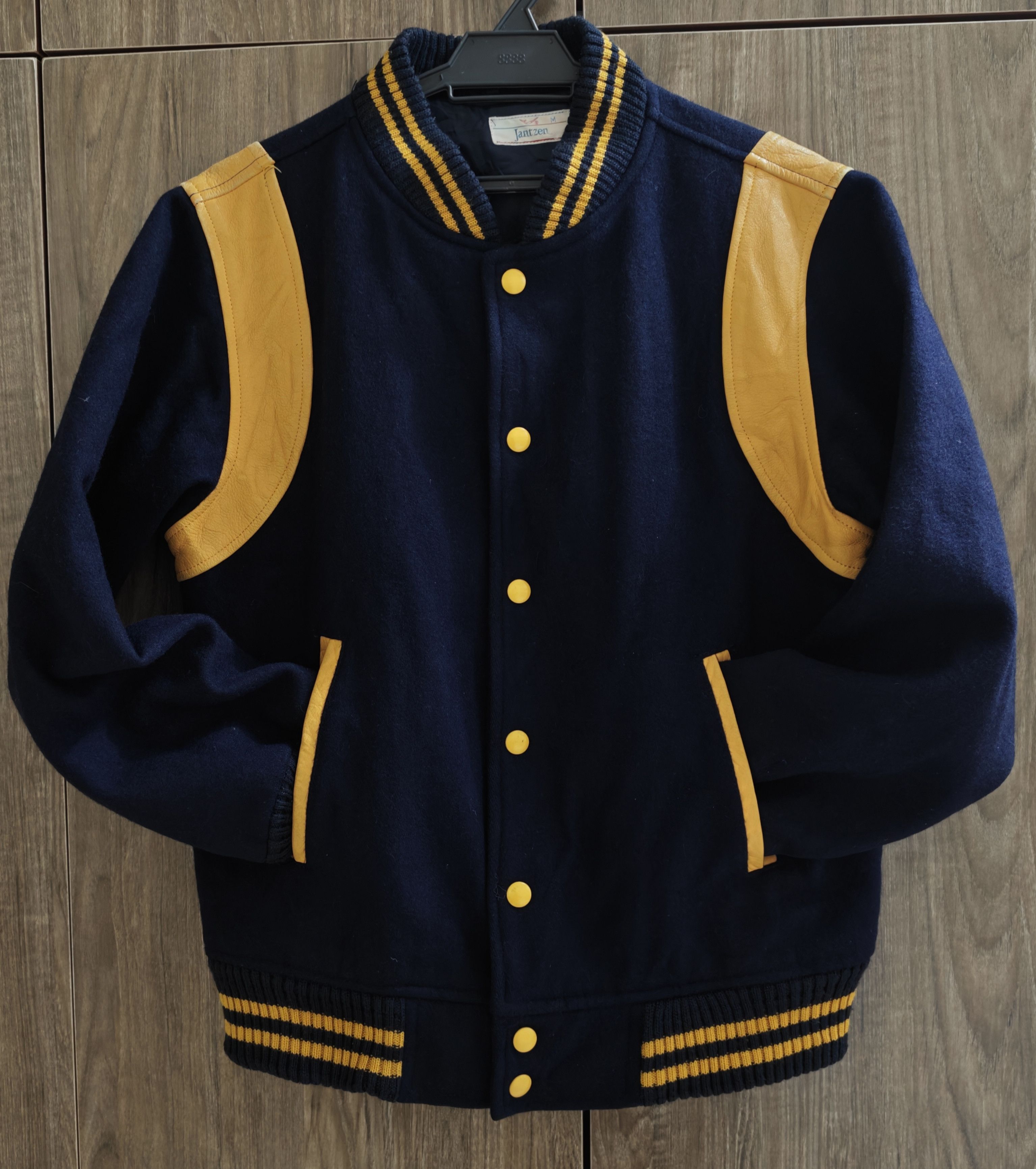 Vintage Vintage 70s Jantzen Americana Wool Varsity Jacket Size US M / EU 48-50 / 2 - 2 Thumbnail