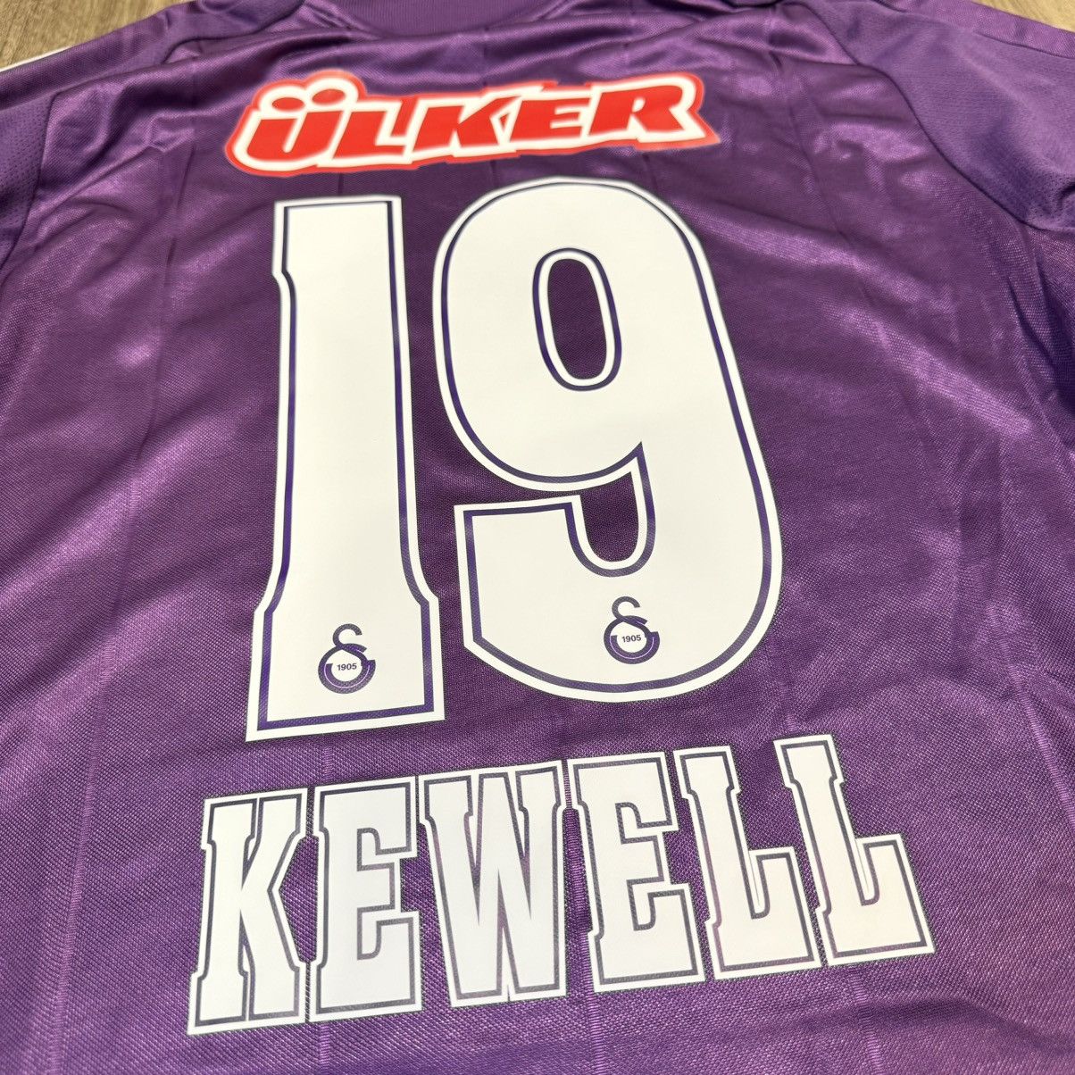 Adidas Galatasaray 09/10 away shirt #19 Kewell (bnwt) Size US M / EU 48-50 / 2 - 4 Thumbnail