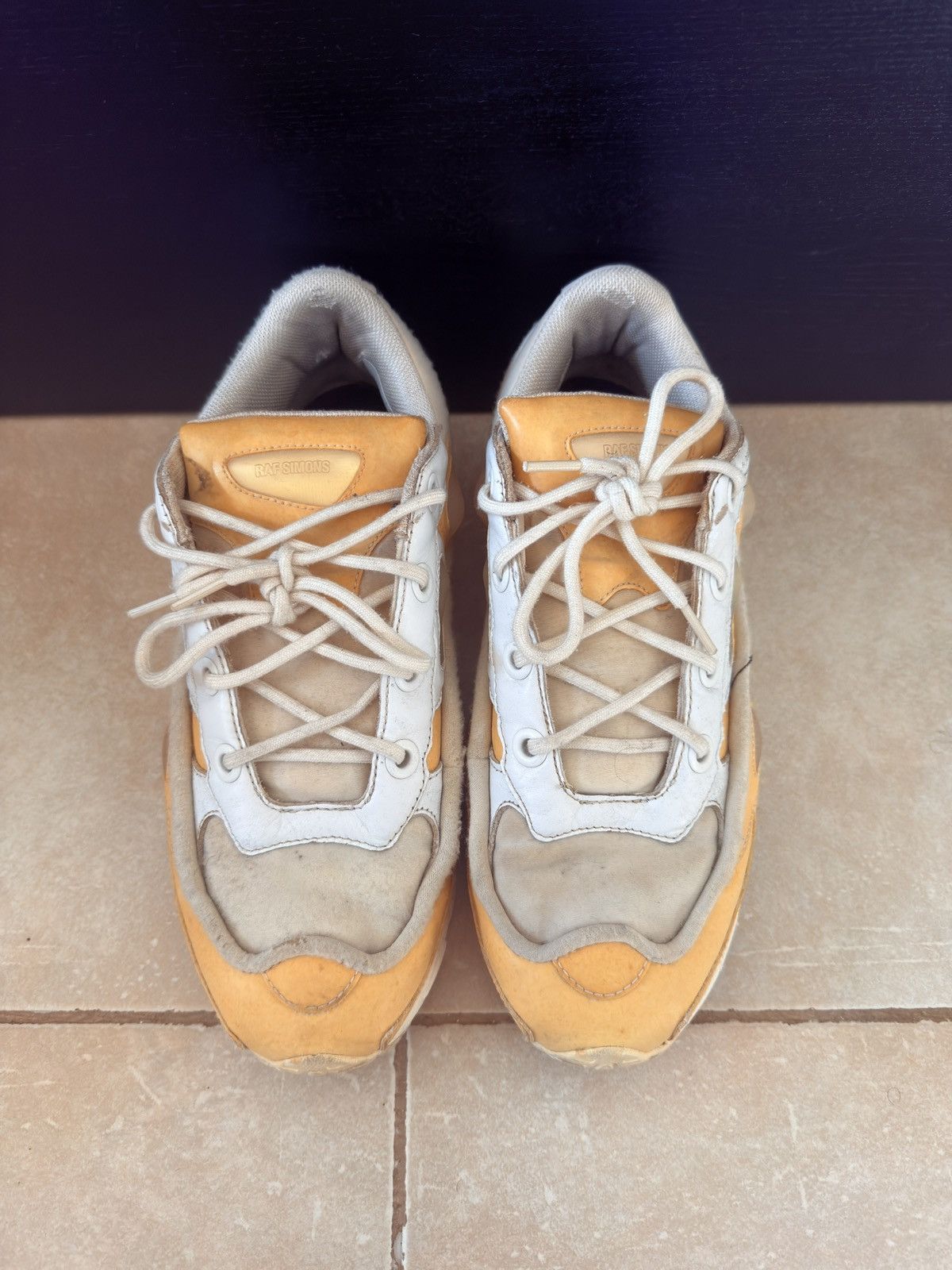 Adidas × Raf Simons Raf Simons Ozweegos Size US 10 / EU 43 - 1 Thumbnail
