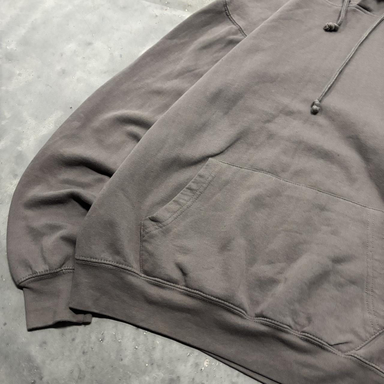 Japanese Brand × Vintage Crazy Vintage Y2K/2000s Faded Grey Blank Russell Style Essential Hoodie! Size US M / EU 48-50 / 2 - 3 Thumbnail
