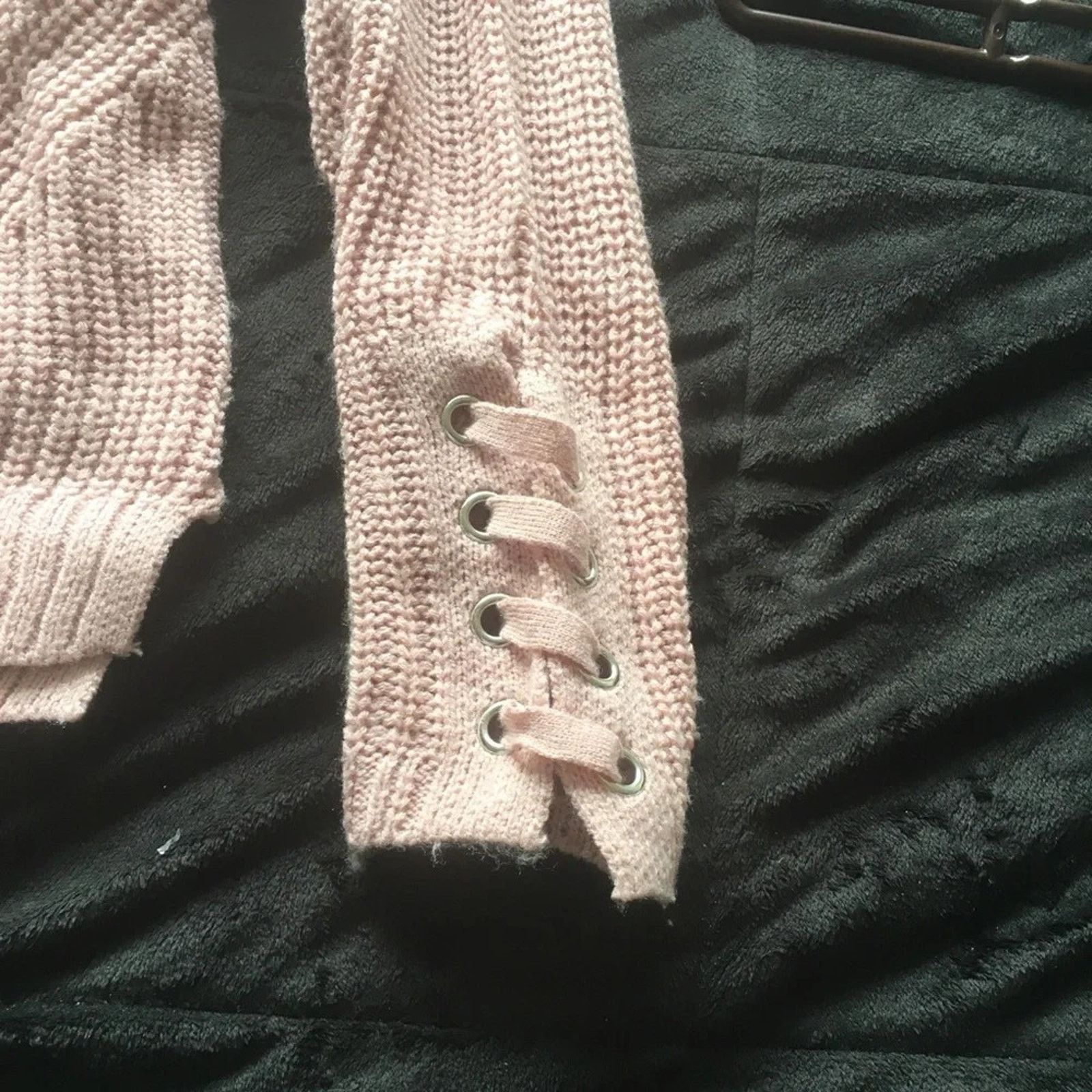 American Rag American Rag cowl neck long sleeve sweater, size small Size S / US 4 / IT 40 - 2 Thumbnail