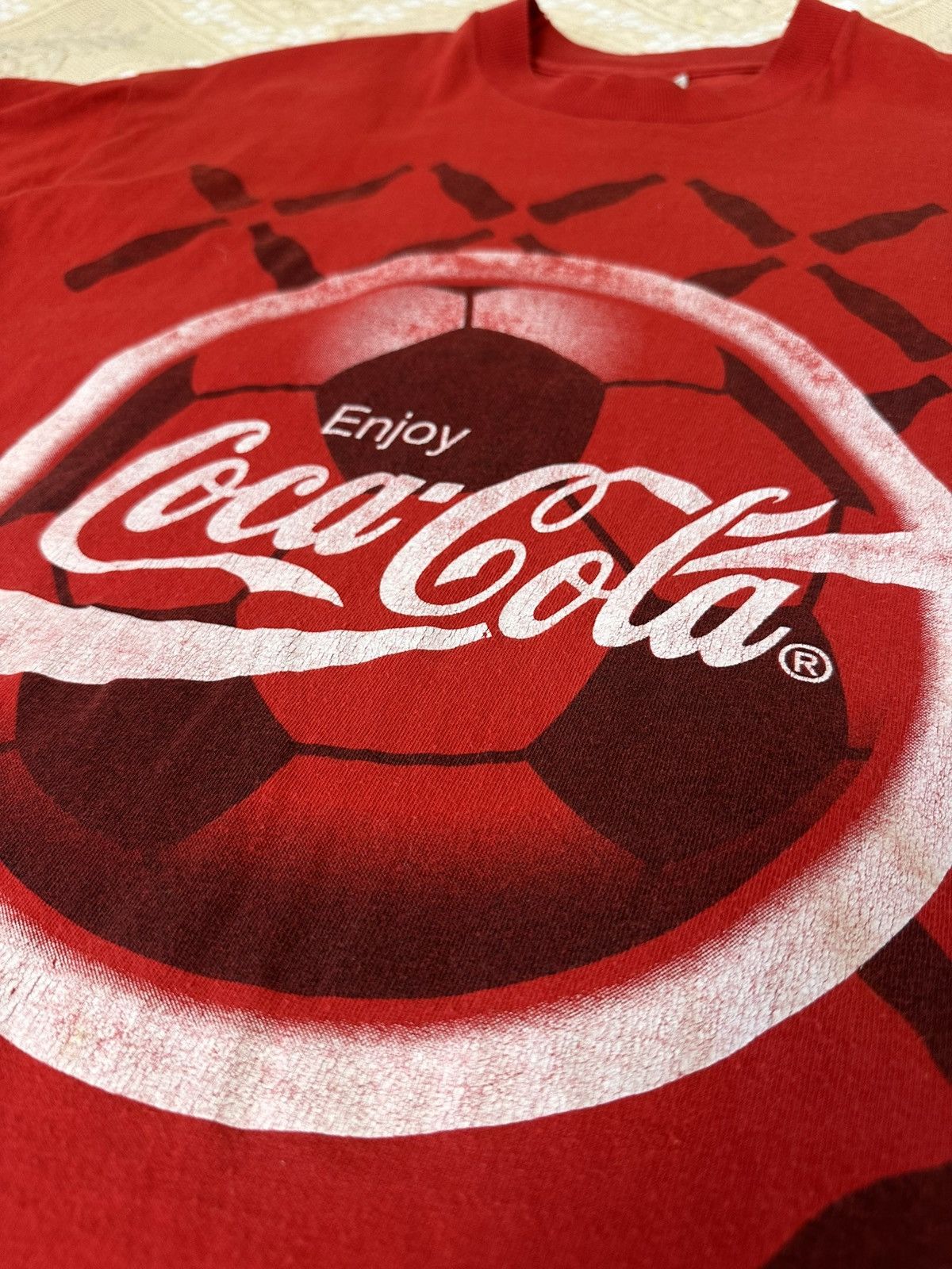 Coca Cola 🔥 UEFA EURO 1996 ENGLAND Coca Cola Graphic Print T Shirt Size US M / EU 48-50 / 2 - 11 Thumbnail