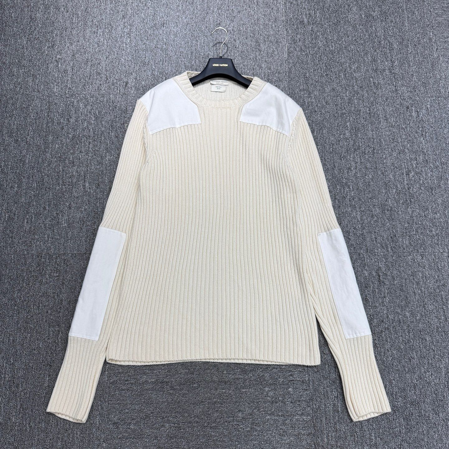 Bottega Veneta Bottega Veneta Wool Patch Sweater Size L Size US L / EU 52-54 / 3 - 1 Thumbnail
