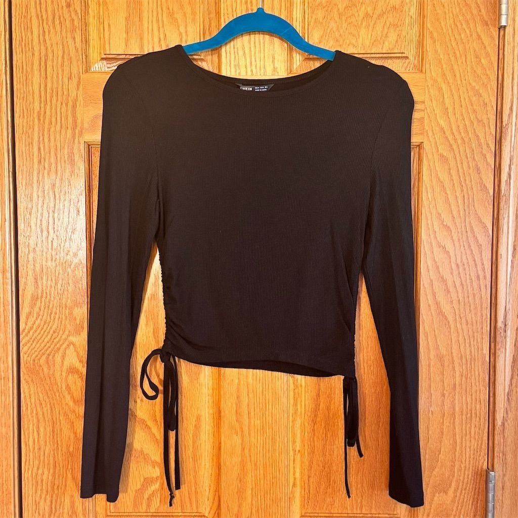 Shein Shein Women's Black Long Sleeve Adjustable Crop Top Size M Size M / US 6-8 / IT 42-44 - 1 Thumbnail