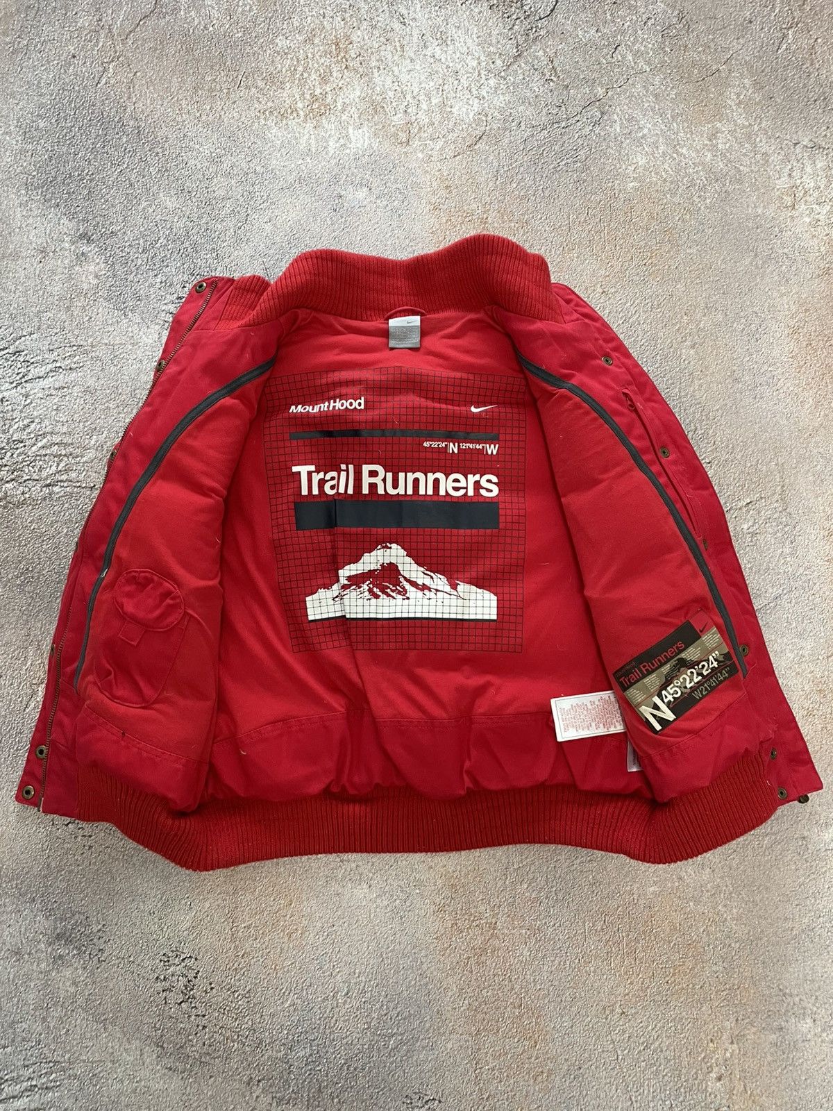 Nike Vintage Nike Small Swoosh Nylon Puffer Vest Size M / US 6-8 / IT 42-44 - 5 Thumbnail