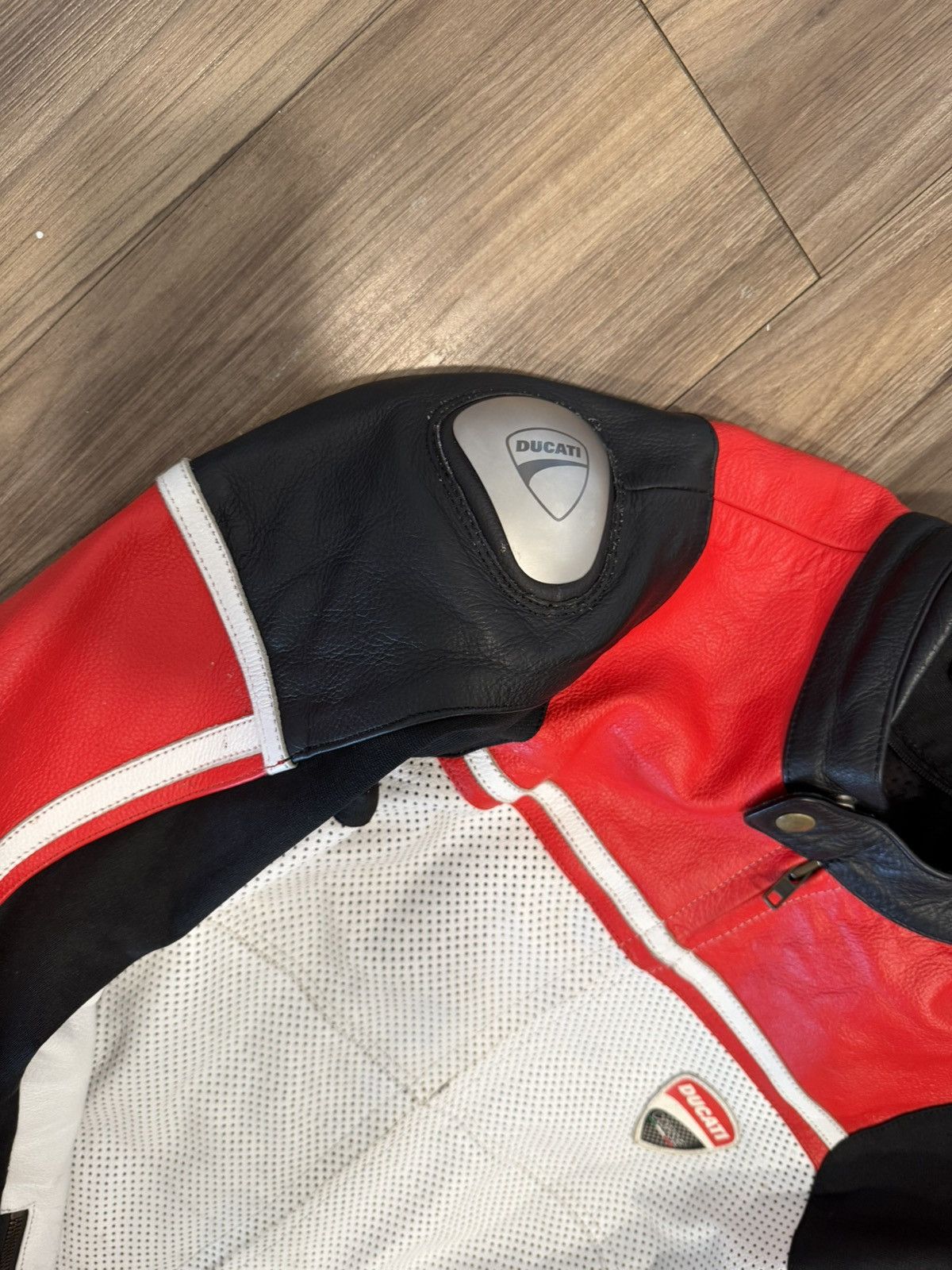 Ducati Ducati Corse Leather Motorcycle Jacket Size US M / EU 48-50 / 2 - 7 Thumbnail