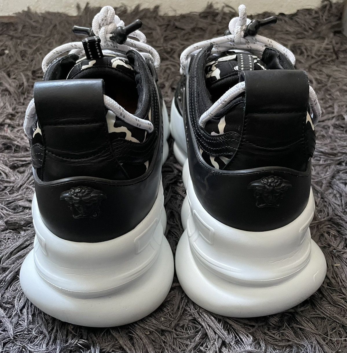 Versace Versace chain reaction zebra Size US 12 / EU 45 - 3 Thumbnail