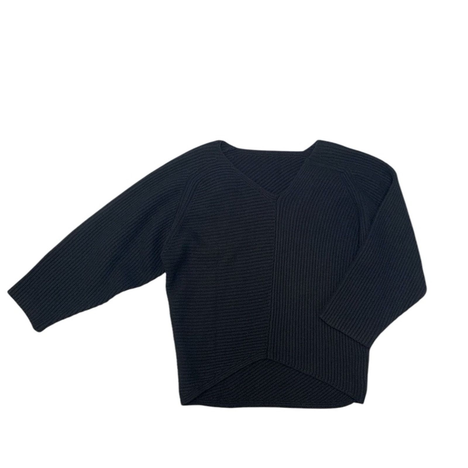 Derek Lam 10 Crosby NWT Derek Lam V-neck 100% Cashmere Sweater size S $1,390.00 Size S / US 4 / IT 40 - 1 Thumbnail