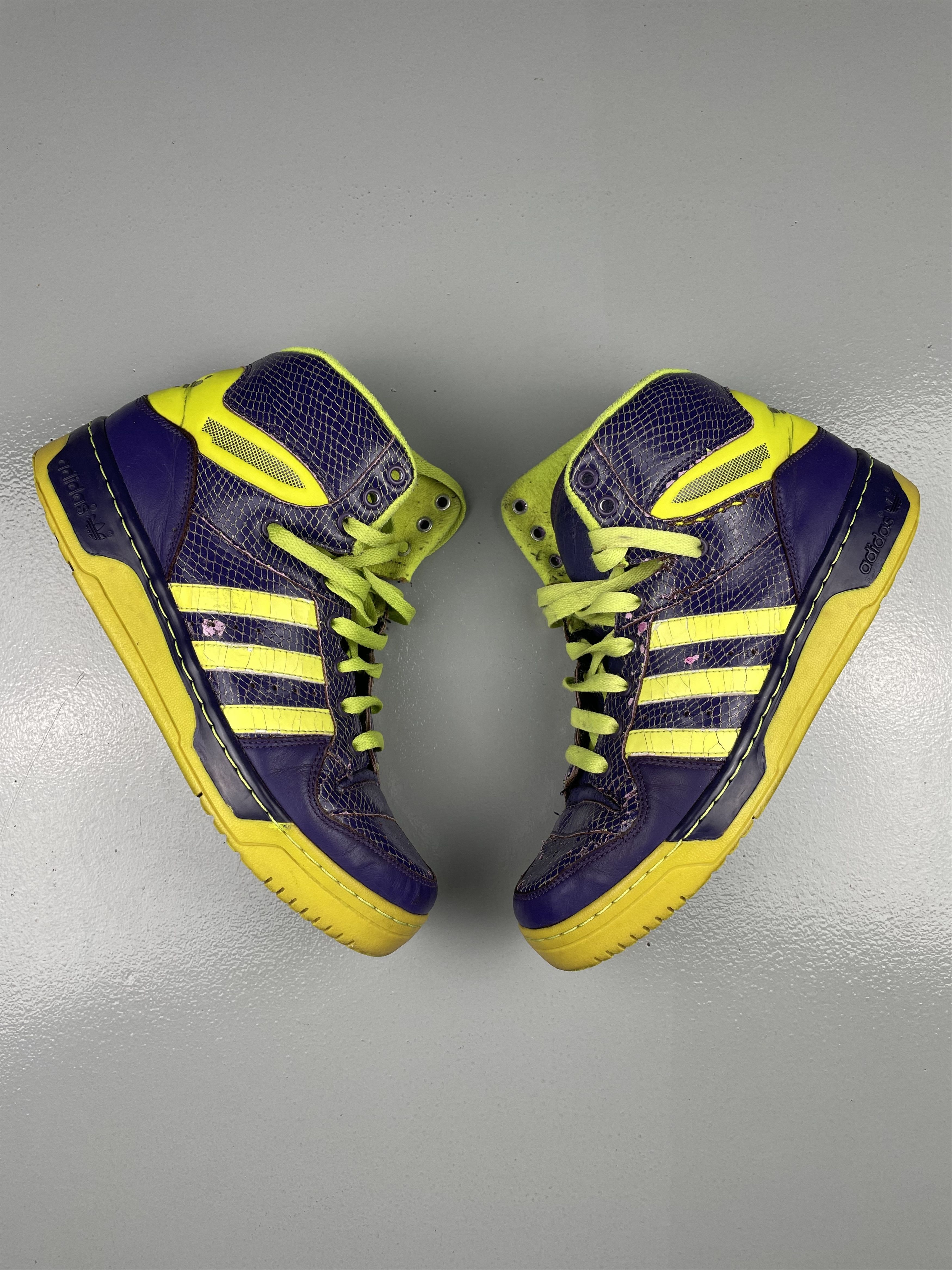 Adidas 116945 2005 Adidas Originals Metro Attitude - size 42 Size US 8.5 / EU 41-42 - 1 Thumbnail