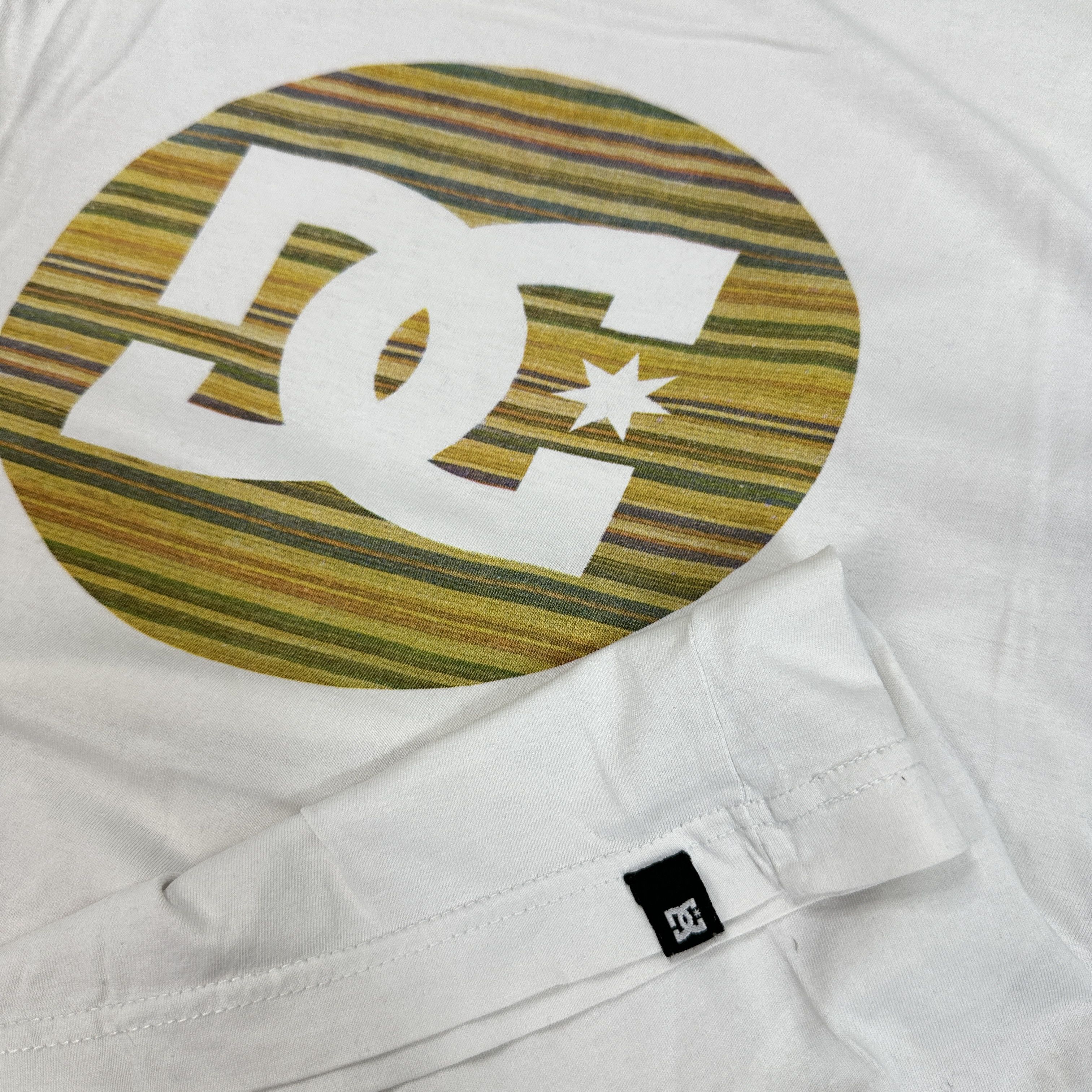 DC × Vintage Vintage Streetwear Printed Casual Preppy DC T-shirt 00s Size US M / EU 48-50 / 2 - 2 Thumbnail