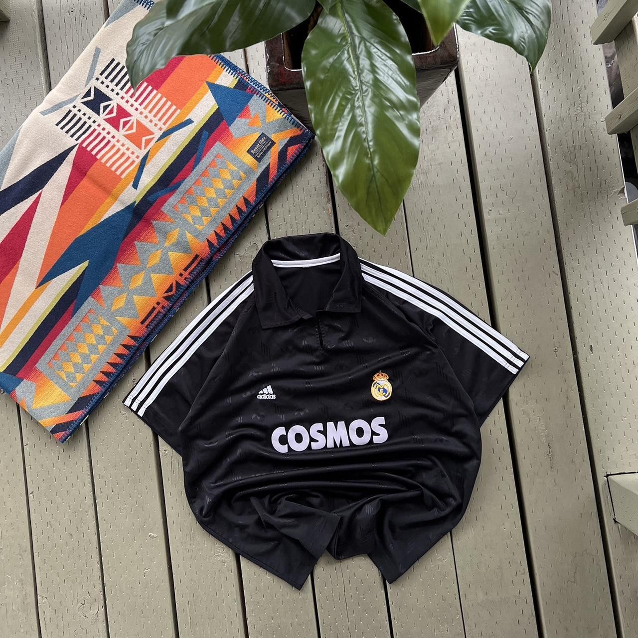 Adidas Real Madrid soccer jersey 2000 2001 Size XL Vintage Rare Size US XL / EU 56 / 4 - 4 Thumbnail